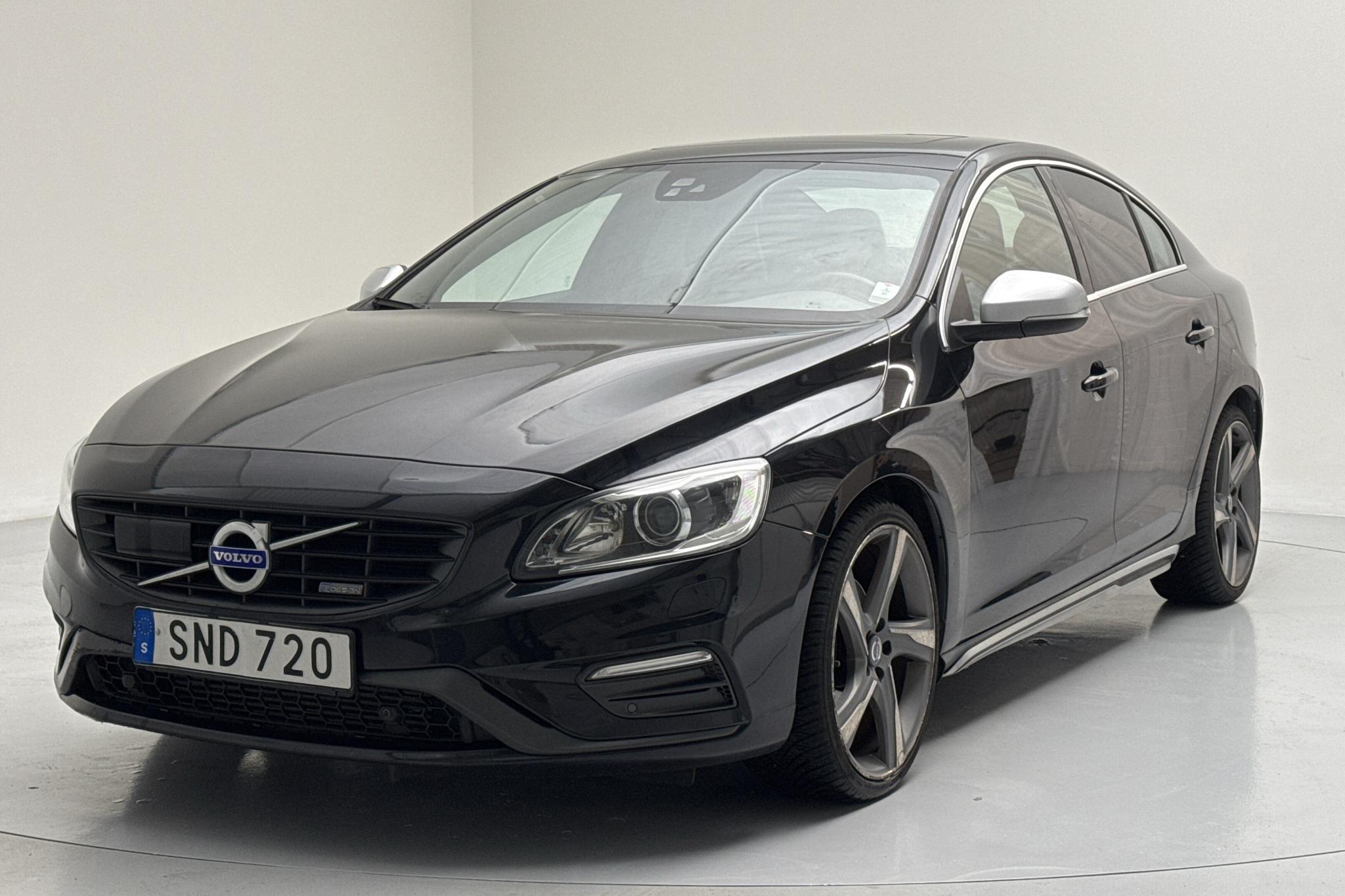 Volvo S60 D4 (181hk) - 139 290 km - Automatic - black - 2015