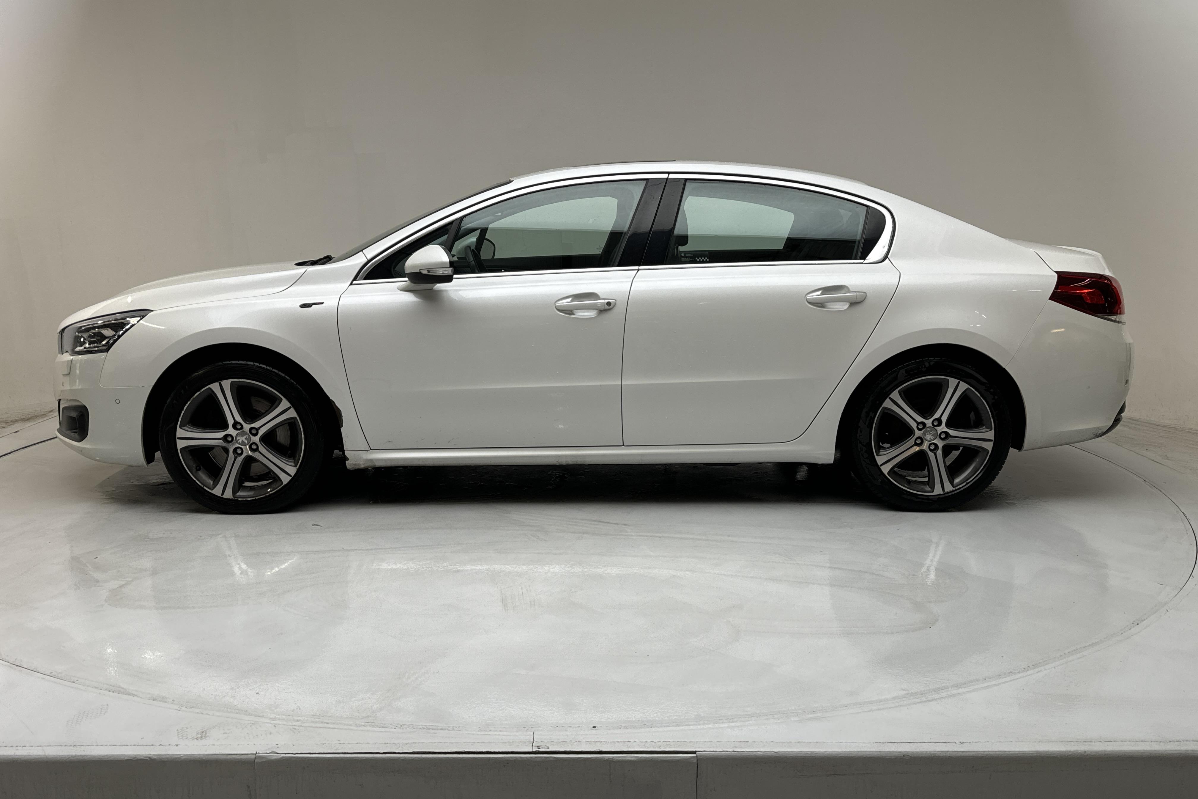 Peugeot 508 2.0 BlueHDi (180hk) - 271 060 km - Automatyczna - biały - 2016