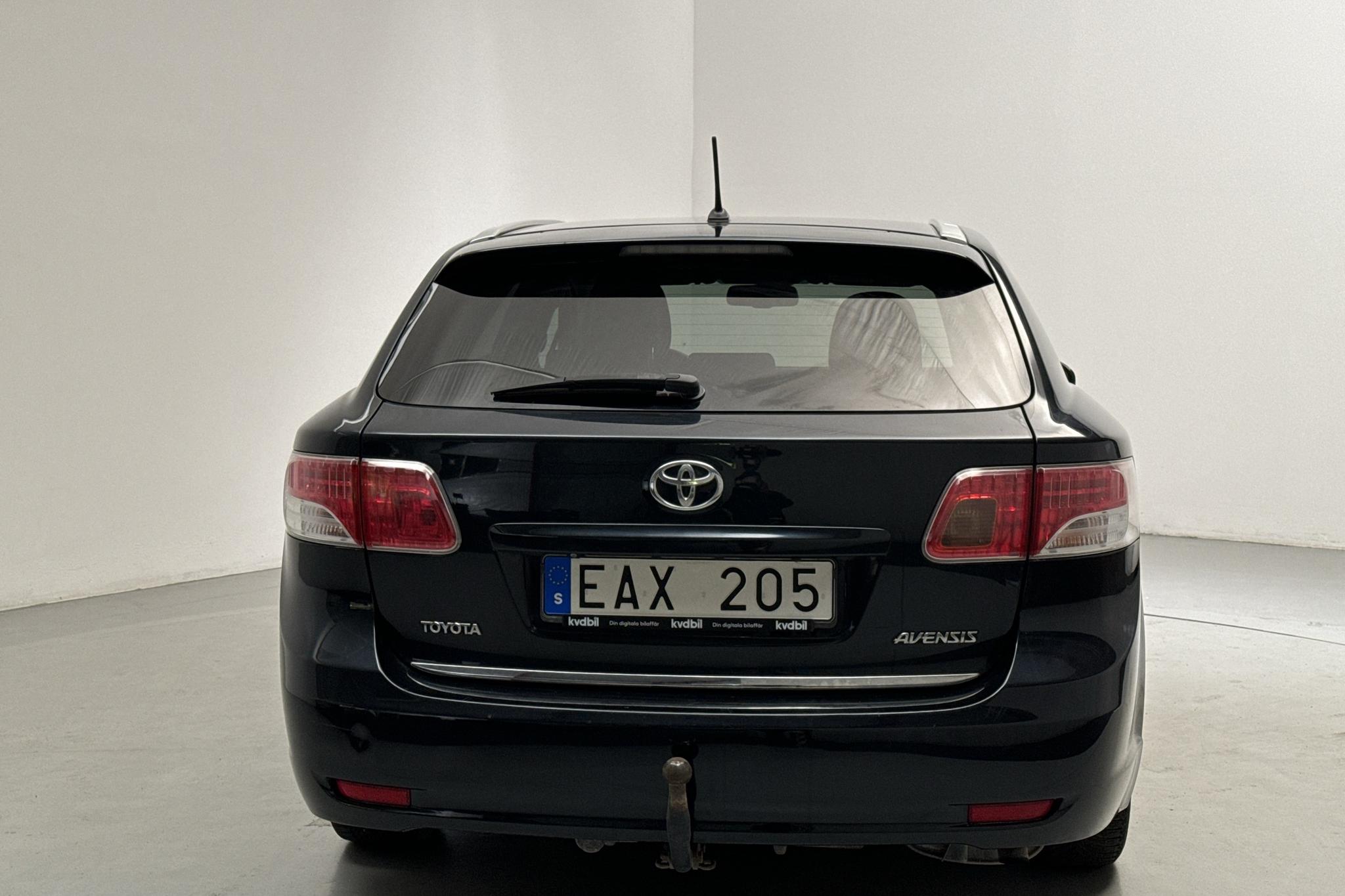 Toyota Avensis 2.0 Kombi (152hk) - 206 700 km - Manual - Dark Blue - 2011