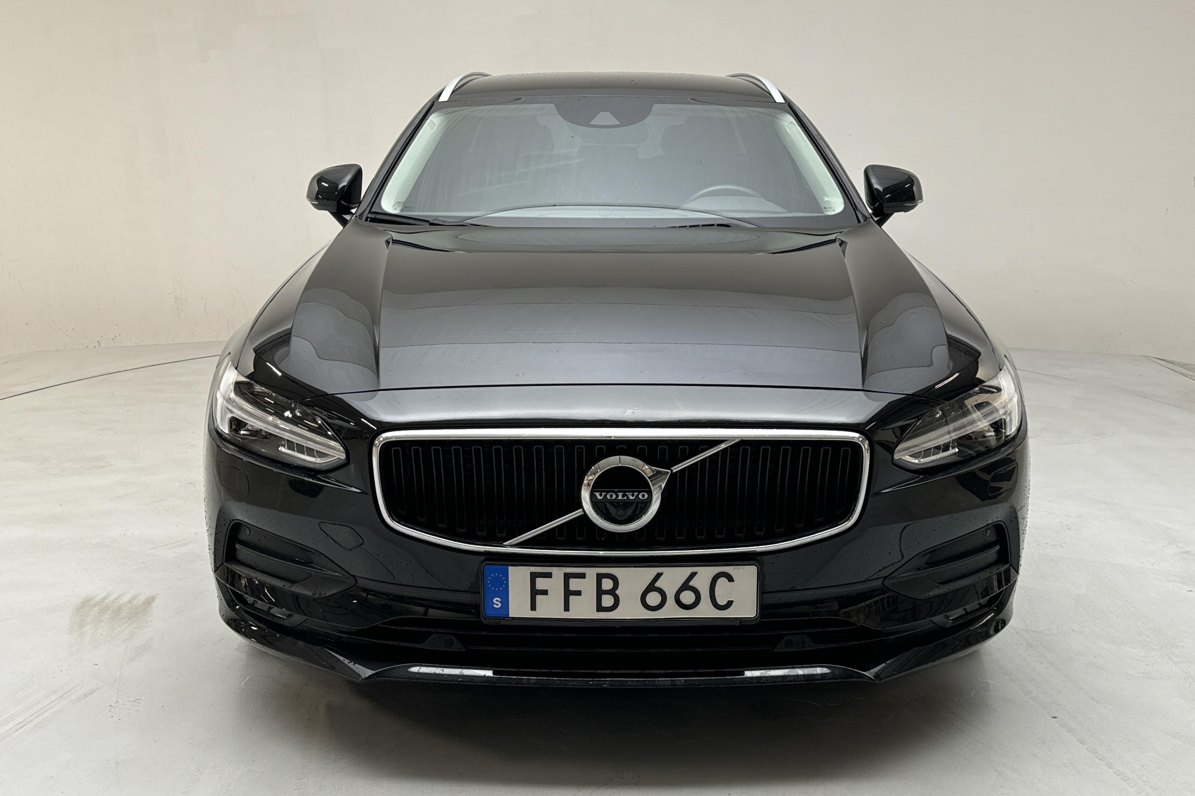 Volvo V90 D4 (190hk) - 38 610 km - Automatic - black - 2020