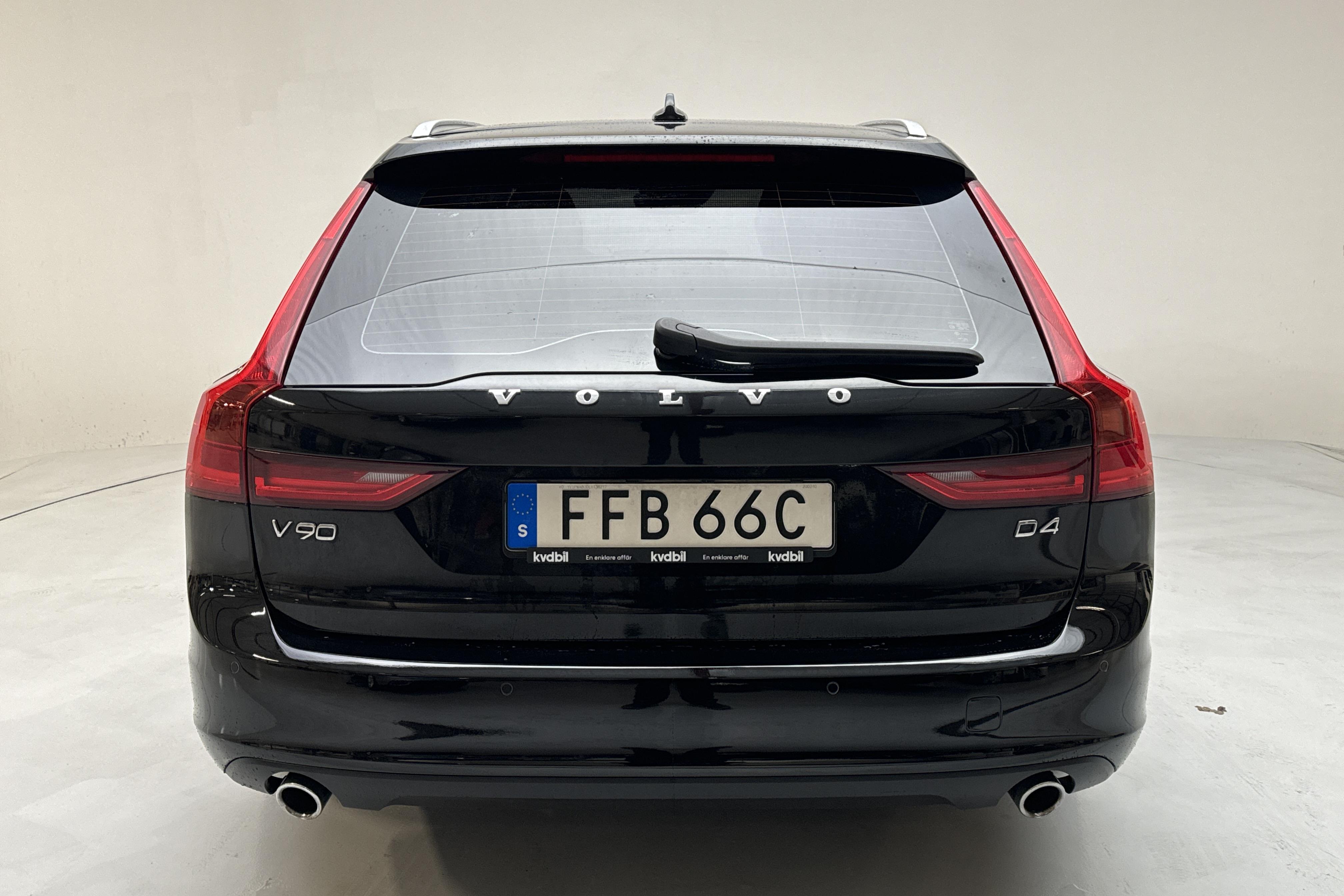 Volvo V90 D4 (190hk) - 38 610 km - Automatic - black - 2020