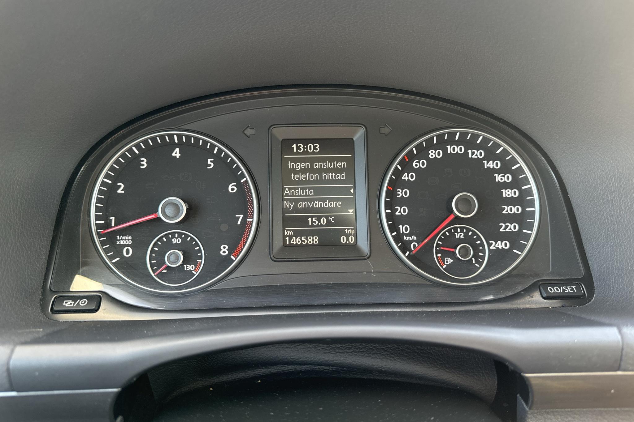 VW Touran 1.4 TSI (140hk) - 146 590 km - Manuaalinen - valkoinen - 2014