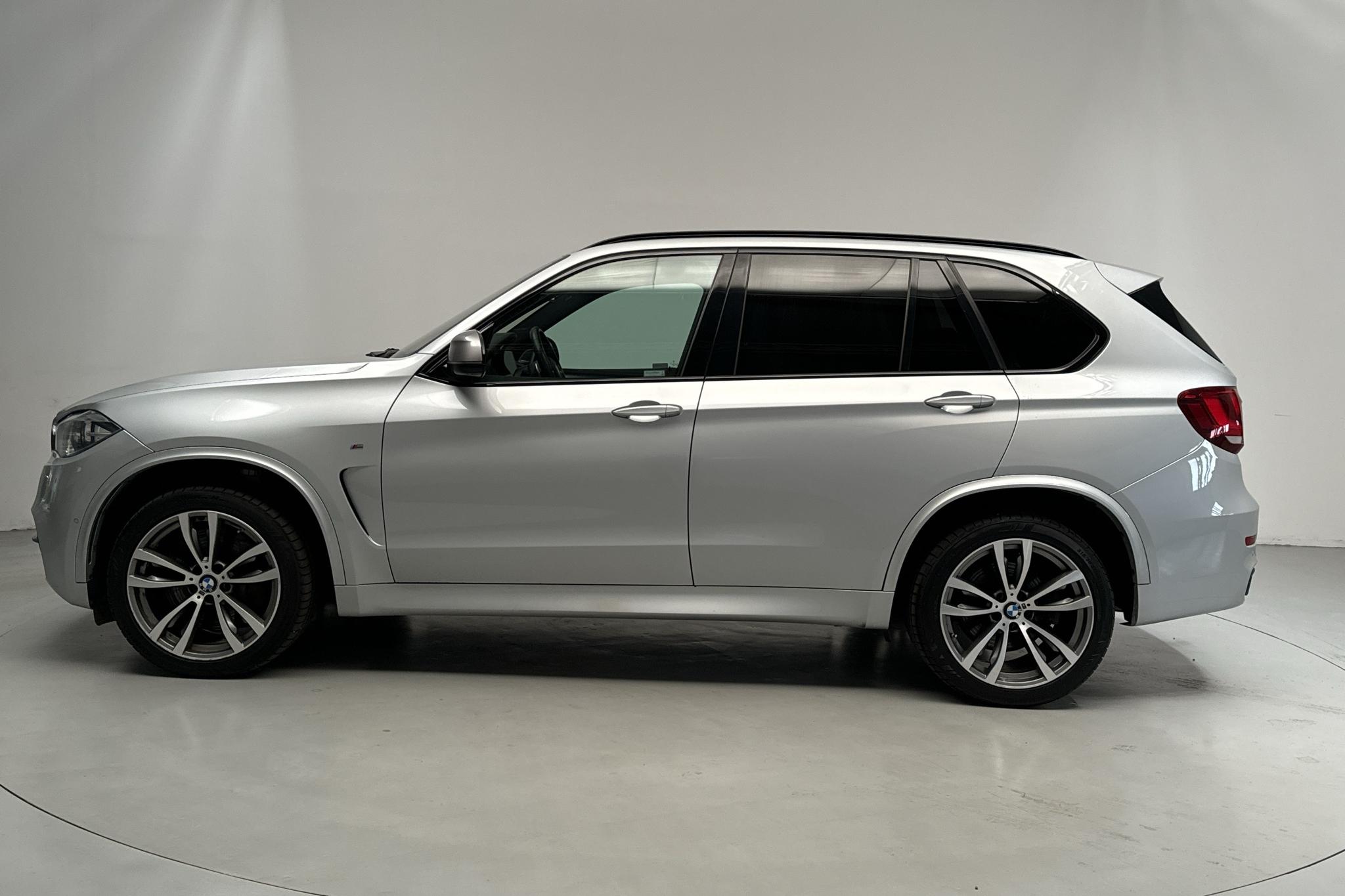 BMW X5 M50d, F15 (381hk) - 175 890 km - Automaattinen - hopea - 2018