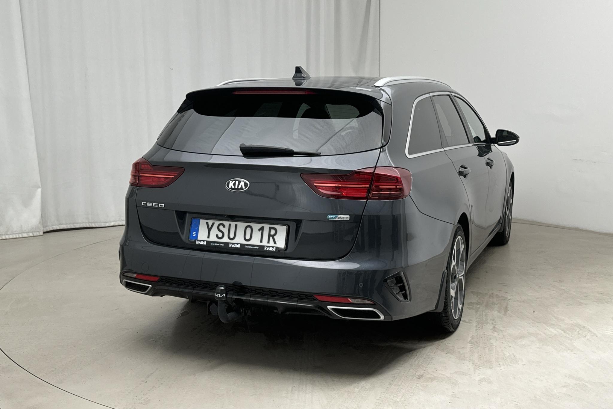 KIA Ceed 1.6 Plug-in Hybrid SW (141hk) - 158 230 km - Automatic - gray - 2021