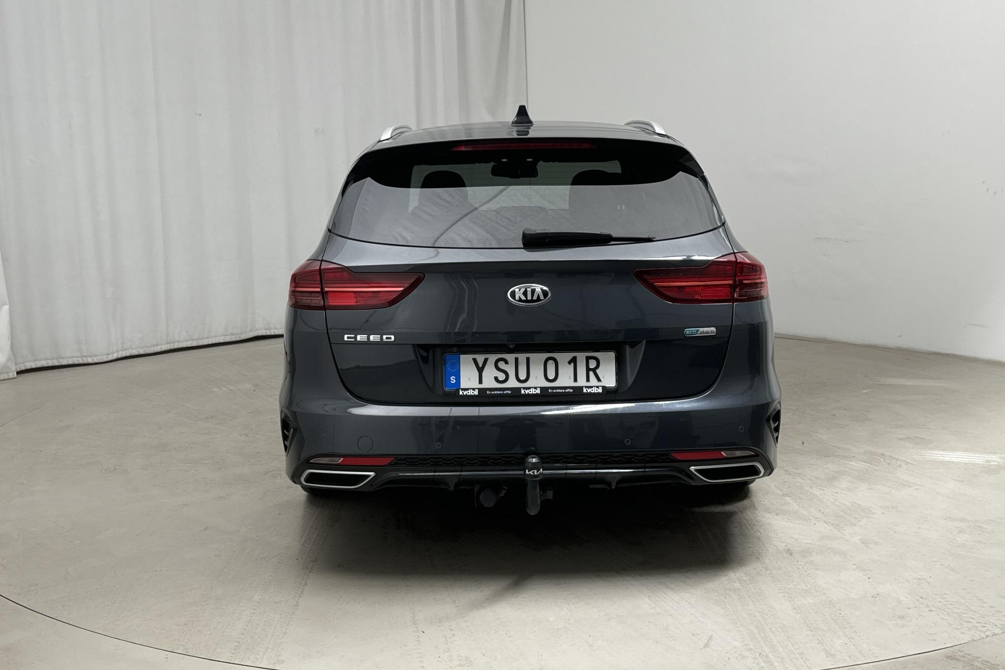 KIA Ceed 1.6 Plug-in Hybrid SW (141hk) - 158 230 km - Automaattinen - harmaa - 2021