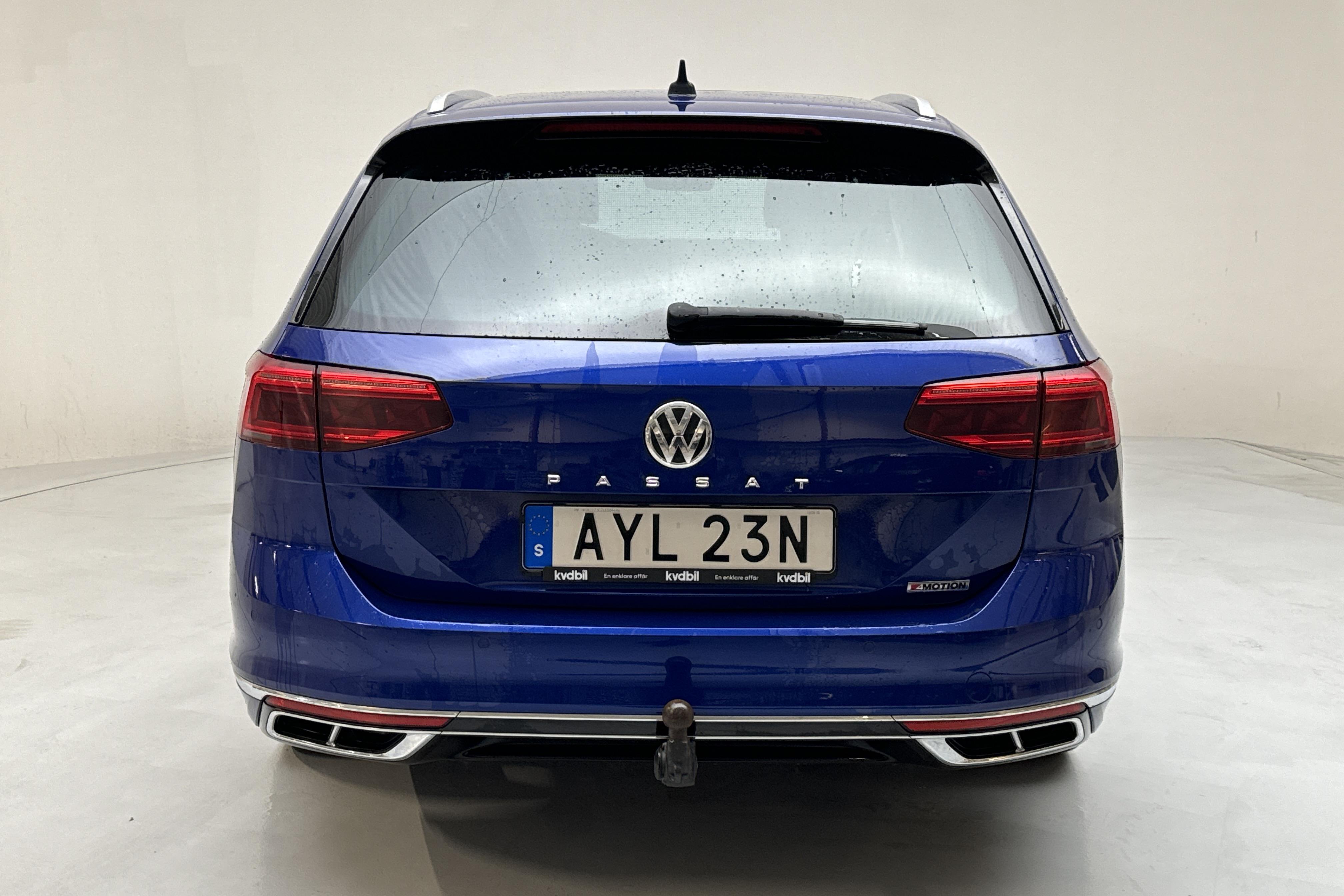 VW Passat 2.0 TDI BiTurbo Sportscombi 4MOTION (240hk) - 135 800 km - Automatic - blue - 2020