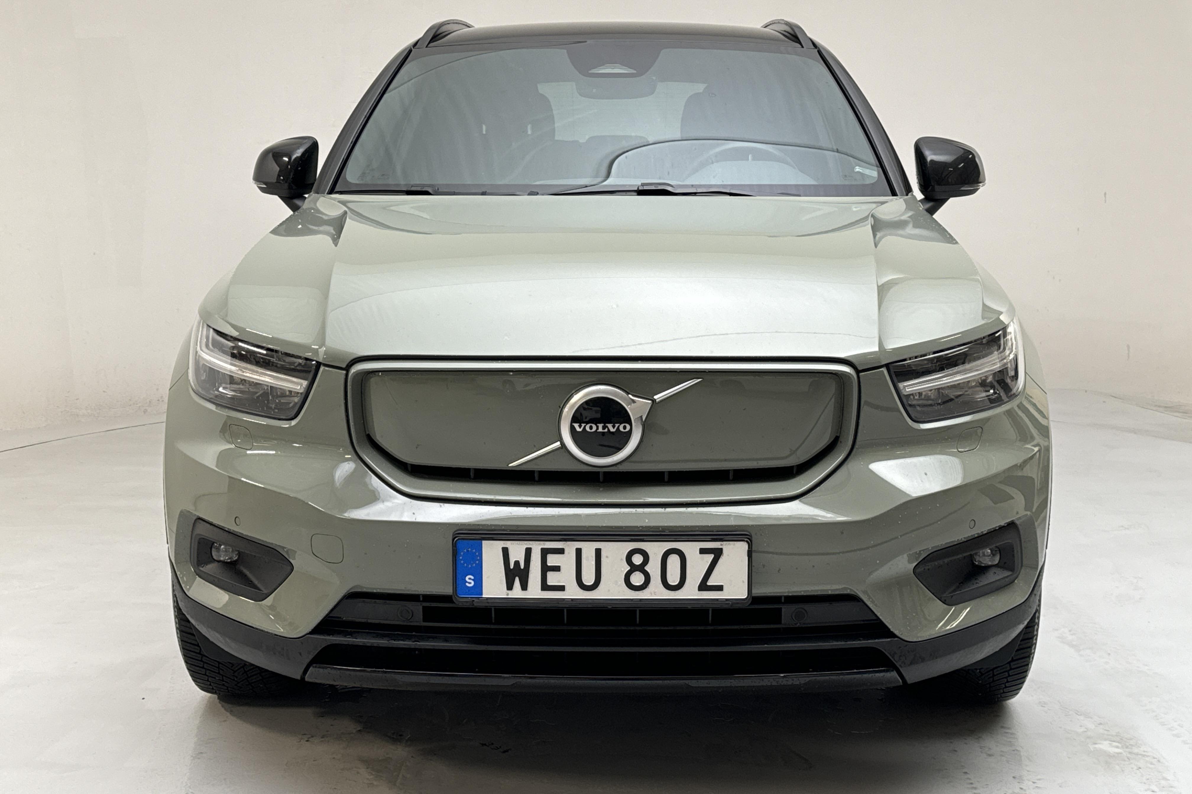 Volvo XC40 P8 Recharge AWD (408hk) - 4 954 mil - Automat - grön - 2022