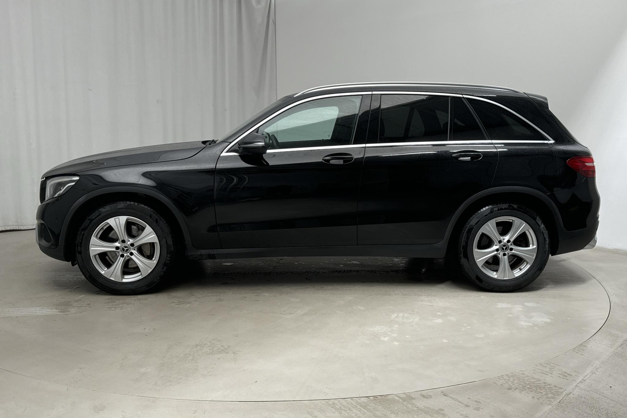 Mercedes GLC 220 d 4MATIC X253 (170hk) - 174 410 km - Automaattinen - musta - 2018