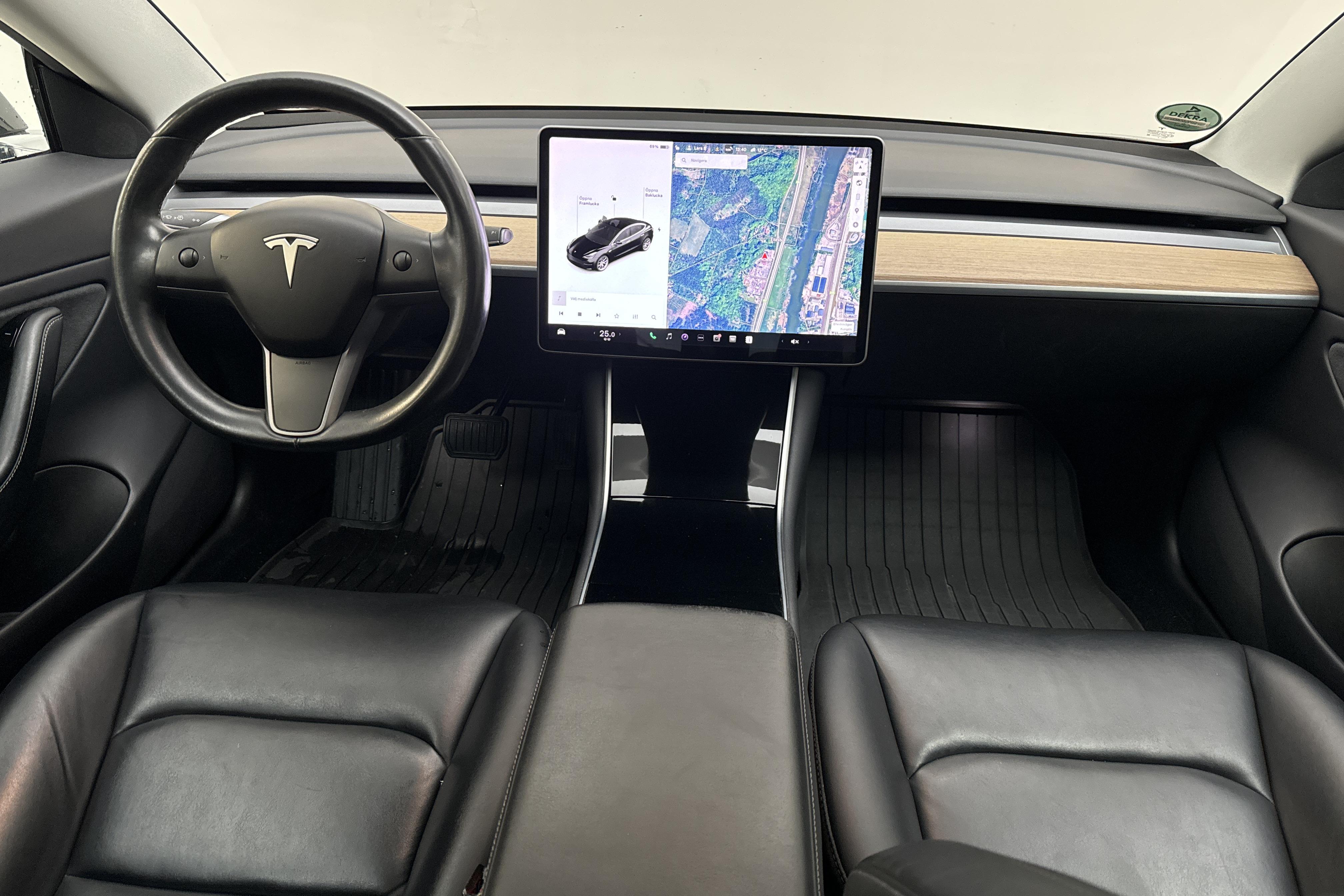 Tesla Model 3 Long Range RWD - 8 763 mil - Automat - svart - 2019