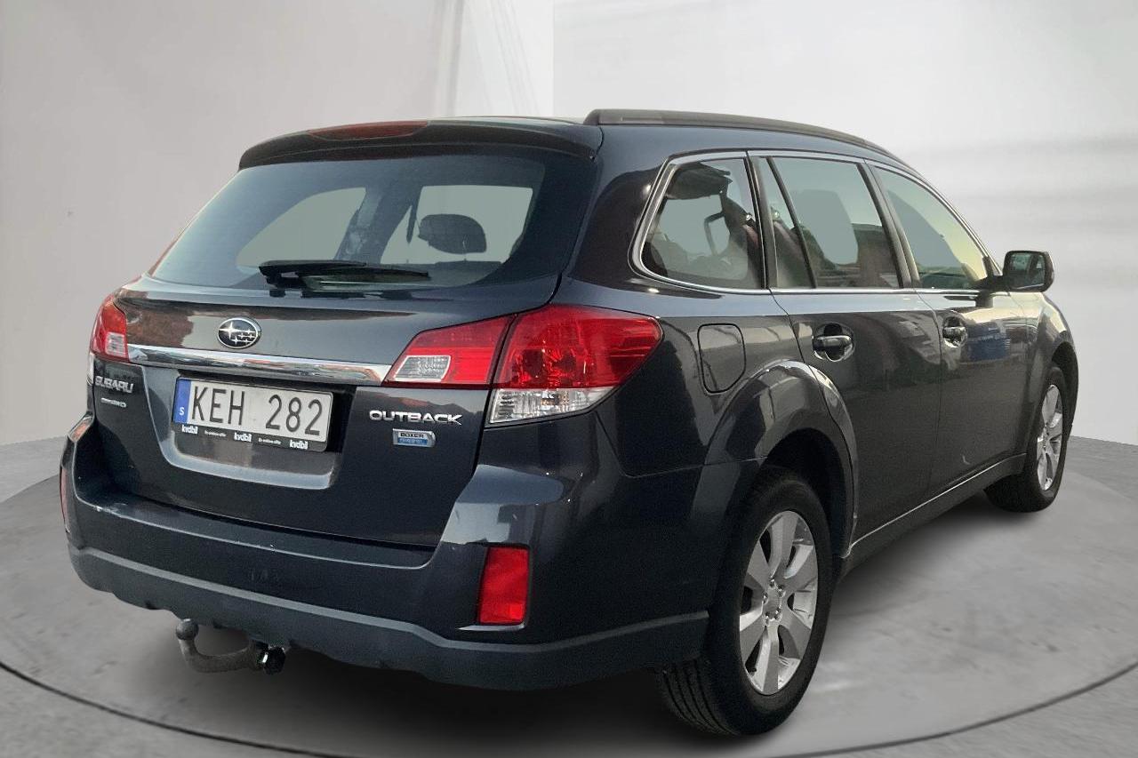 Subaru Outback 2.0D (150hk) - 246 230 km - Käsitsi - Dark Grey - 2010