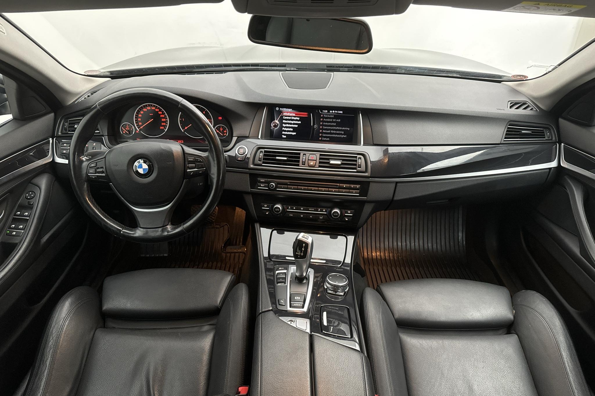 BMW 520d Touring, F11 (190hk) - 133 360 km - Automatic - black - 2017