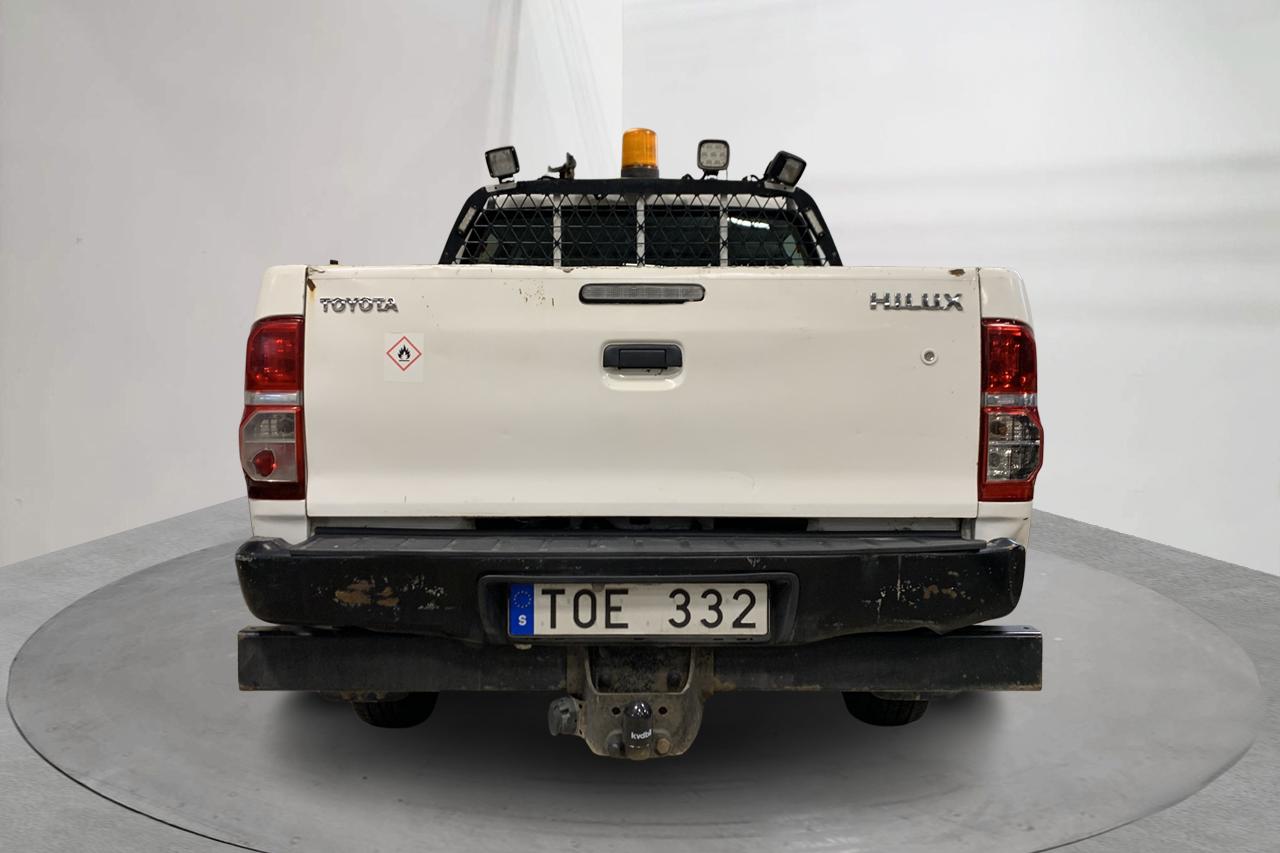 Toyota Hilux 2.5 D-4D 4WD (144hk) - 109 360 km - Käsitsi - valge - 2013