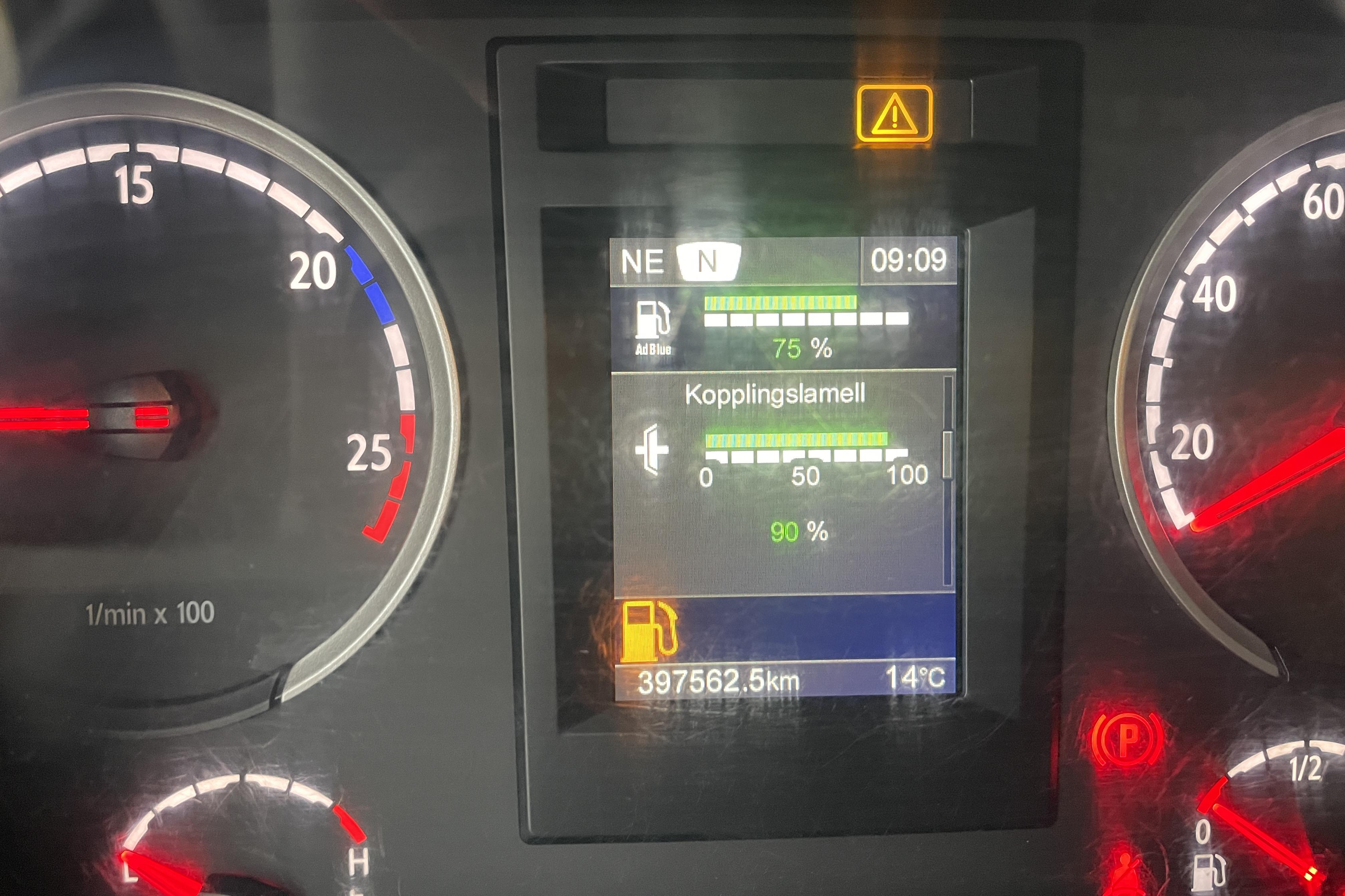 Scania P280 - 397 562 km - Automaatne - kollane - 2016