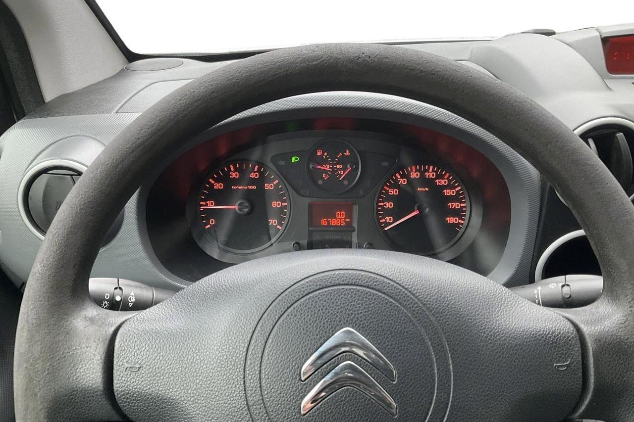 Citroen Berlingo III 1.6 HDi Skåp (90hk) - 167 880 km - Käsitsi - hõbe - 2014