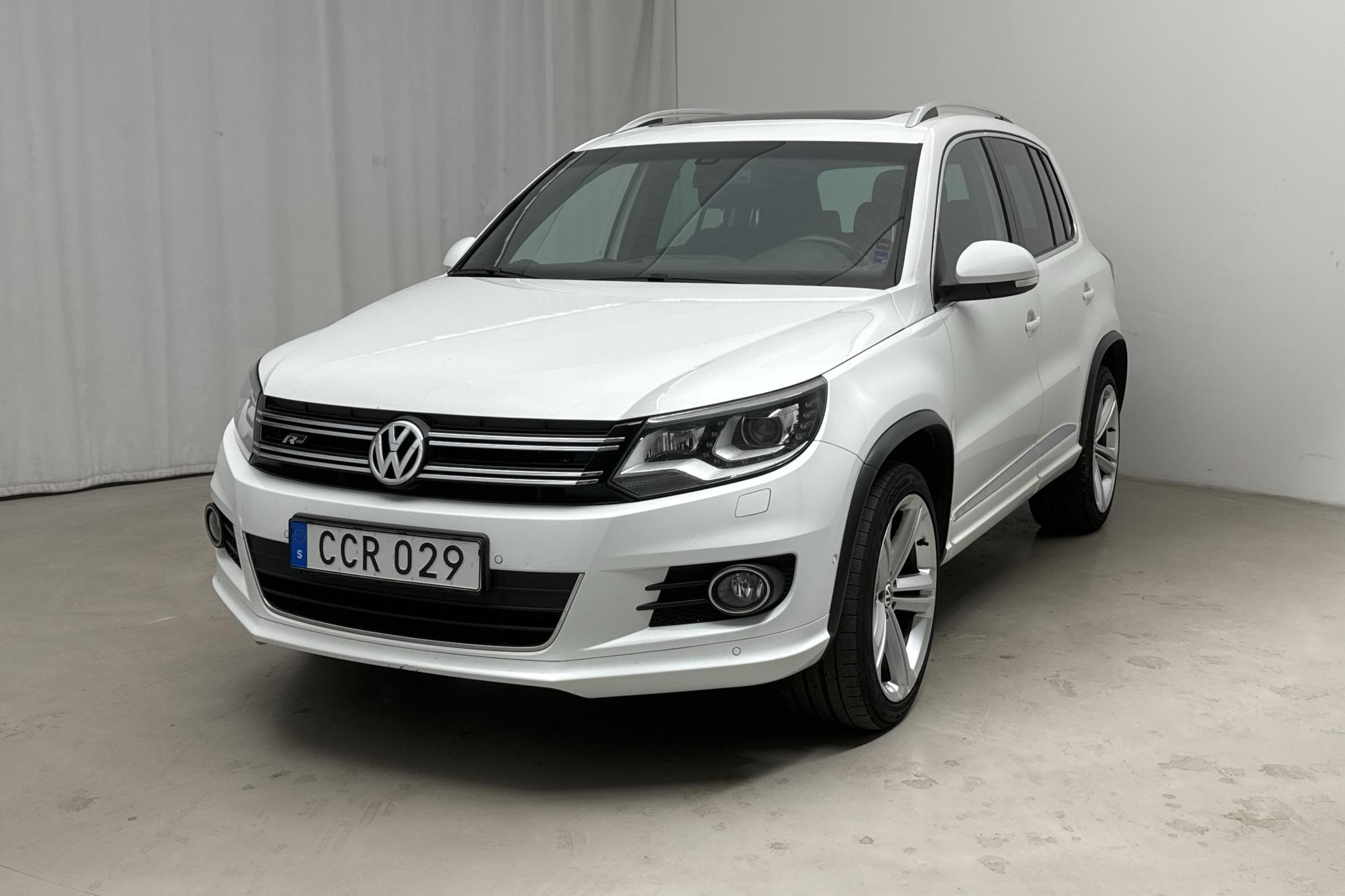 VW Tiguan 2.0 TDI 4MOTION BlueMotion Technology (177hk) - 175 660 km - Automaattinen - valkoinen - 2015