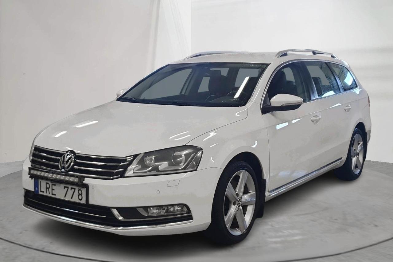 VW Passat 2.0 TDI BlueMotion Technology Variant 4Motion (170hk) - 255 050 km - Automatyczna - biały - 2011