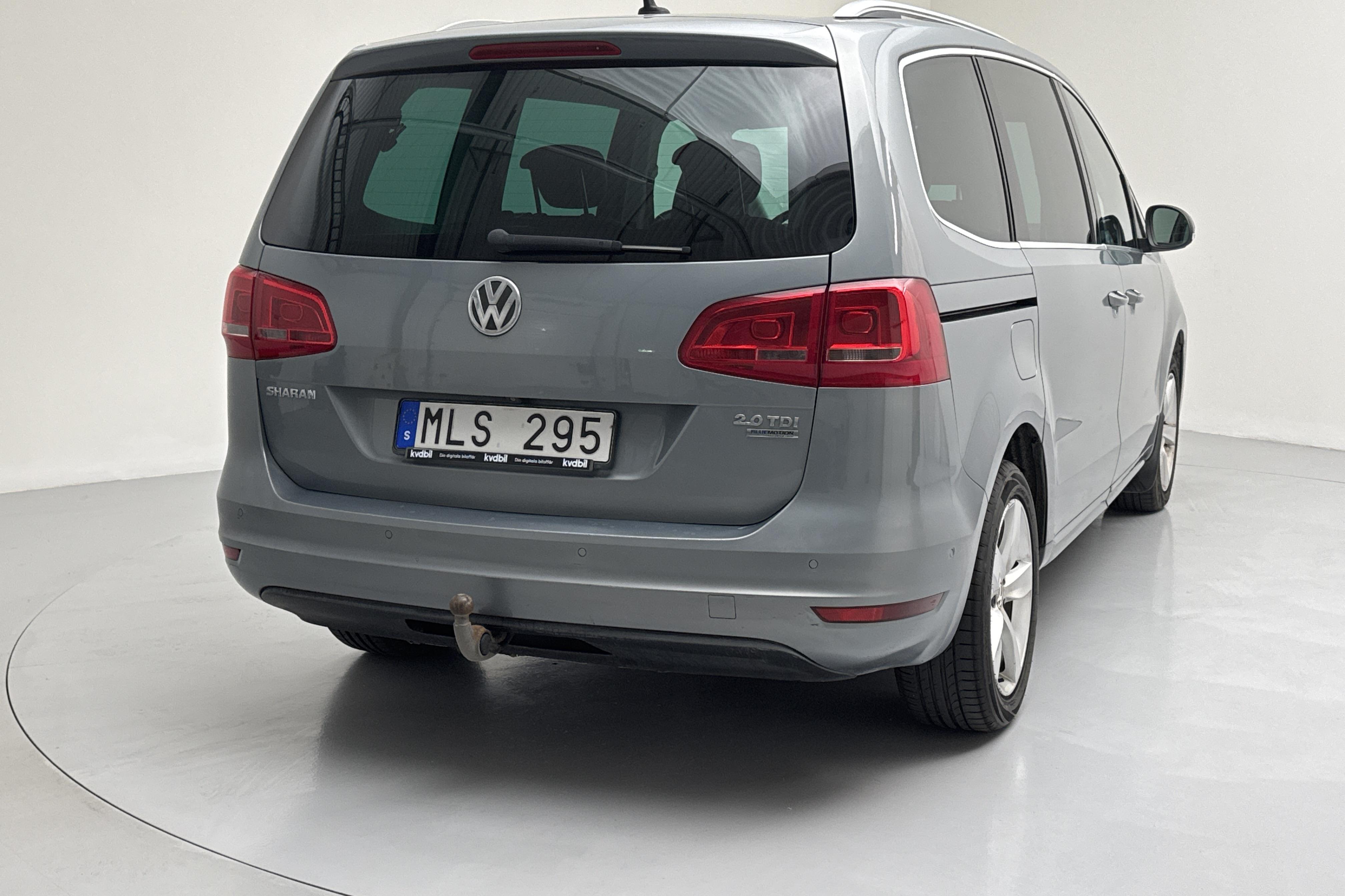 VW Sharan 2.0 TDI BlueMotion Technology (140hk) - 280 310 km - Automaatne - hall - 2011