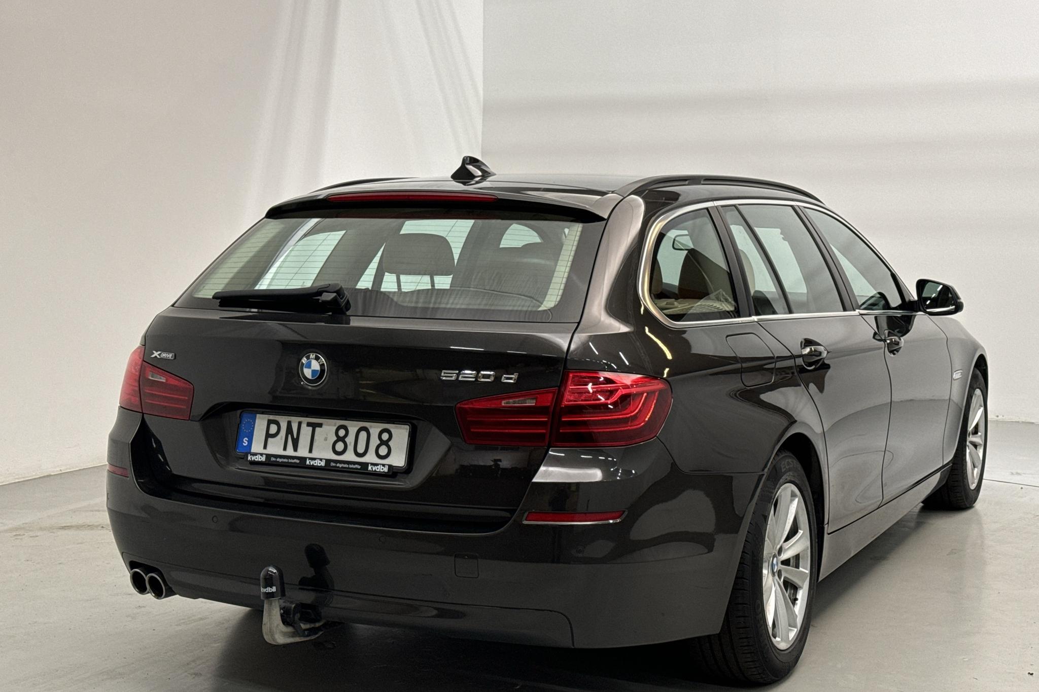 BMW 520d xDrive Touring, F11 (190hk) - 180 720 km - Automatyczna - brązowy - 2015