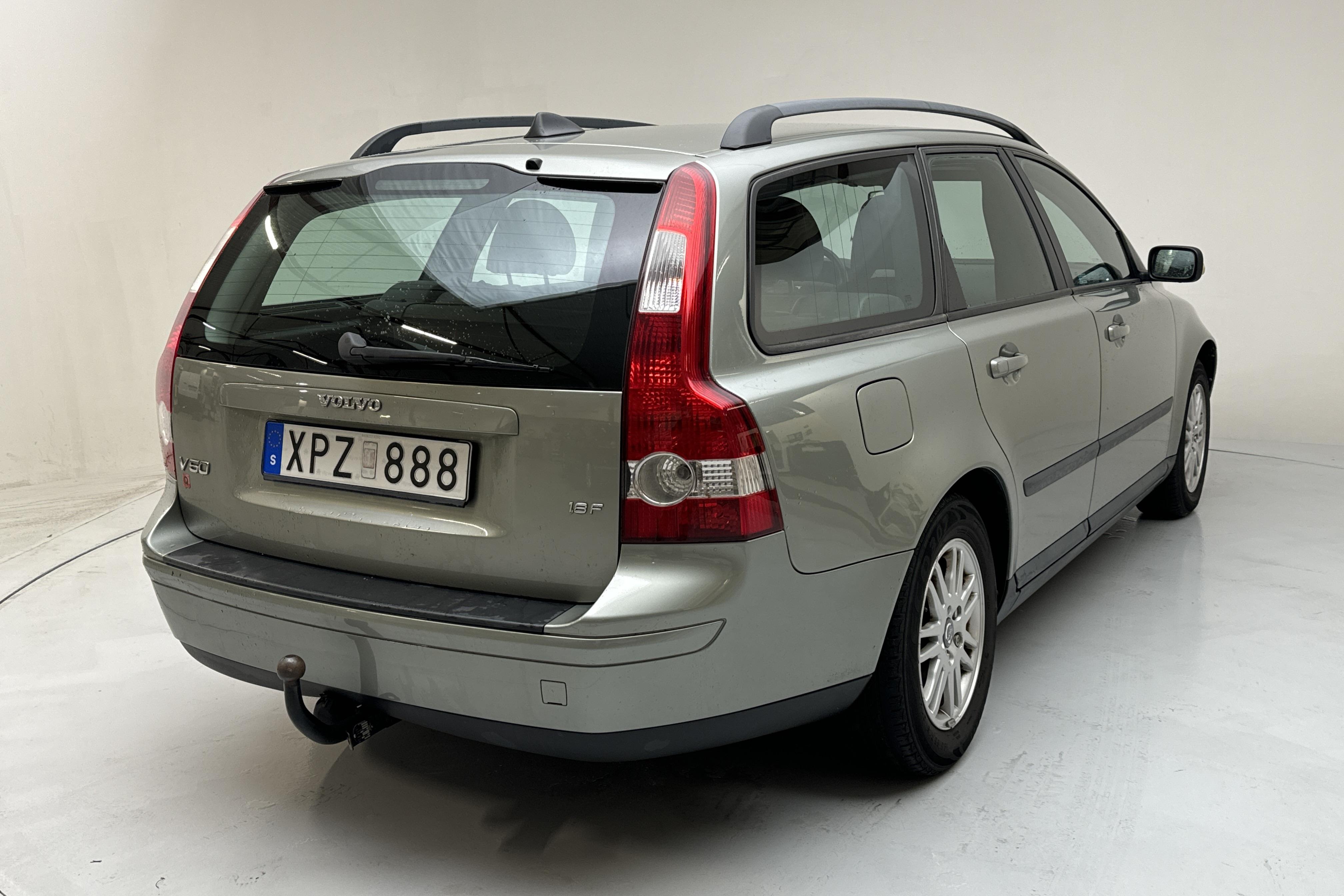 Volvo V50 1.8F (125hk) - 239 880 km - Manuaalinen - Light Green - 2006