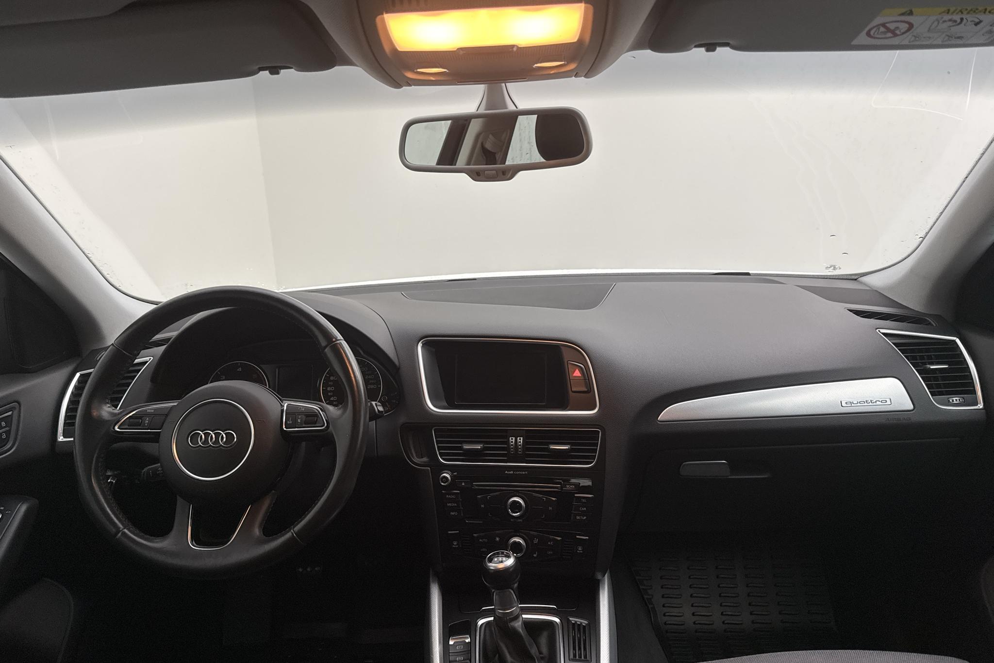 Audi Q5 2.0 TDI clean diesel quattro (150hk) - 9 330 mil - Manuell - vit - 2015