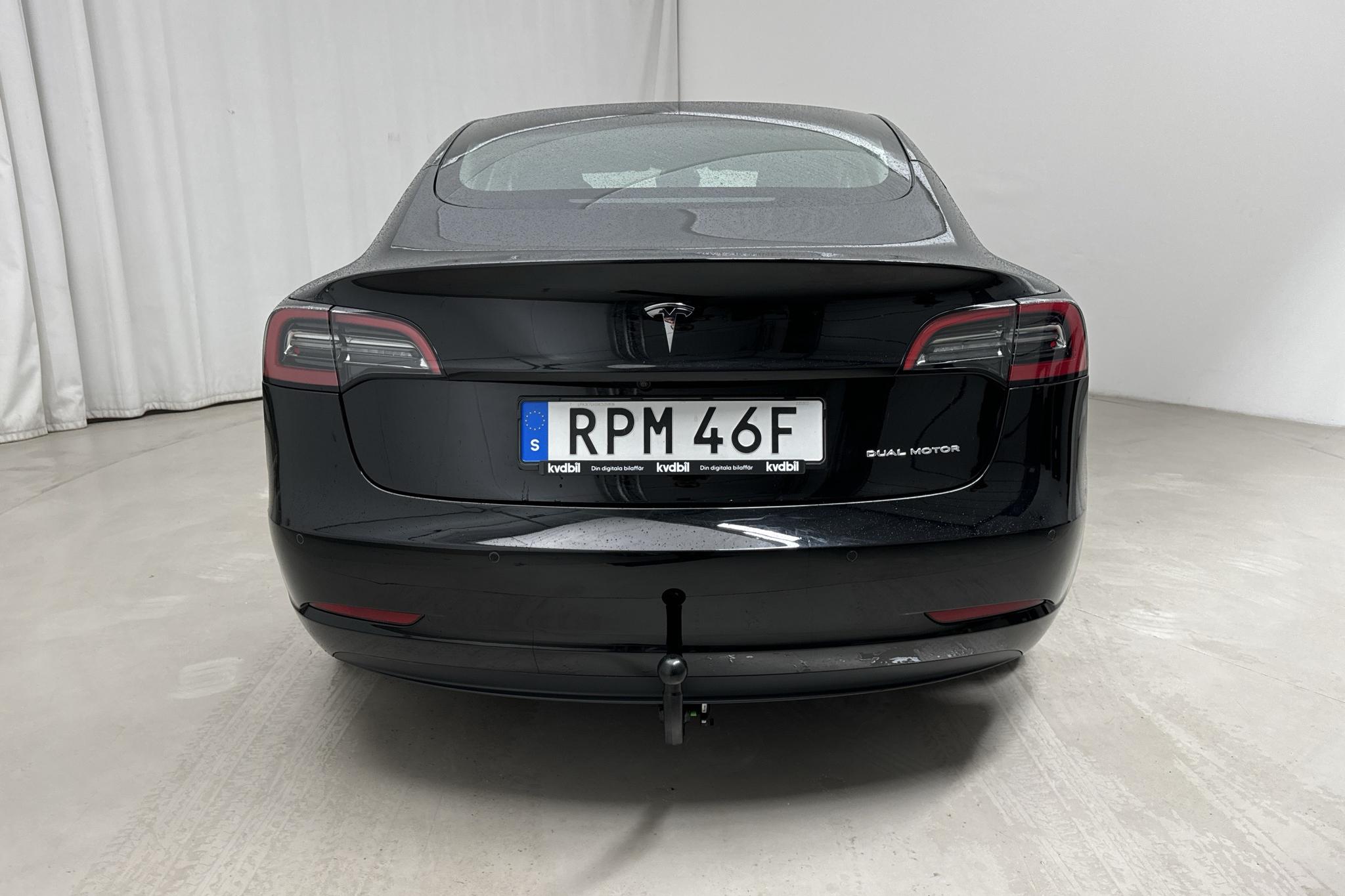 Tesla Model 3 Long Range Dual Motor AWD - 7 327 mil - Automat - svart - 2022