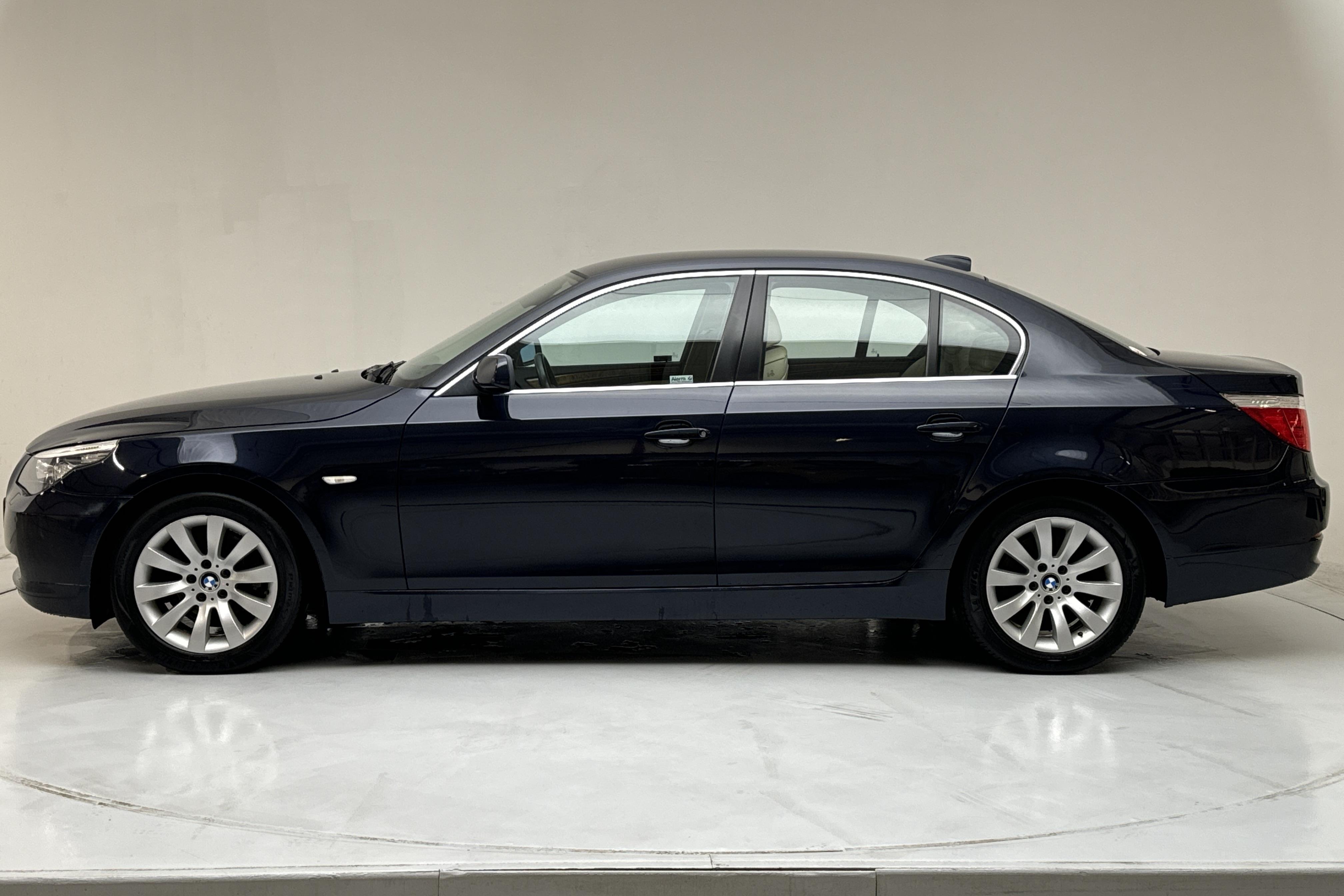 BMW 525i Sedan, E60 (218hk) - 20 359 mil - Manuell - blå - 2008