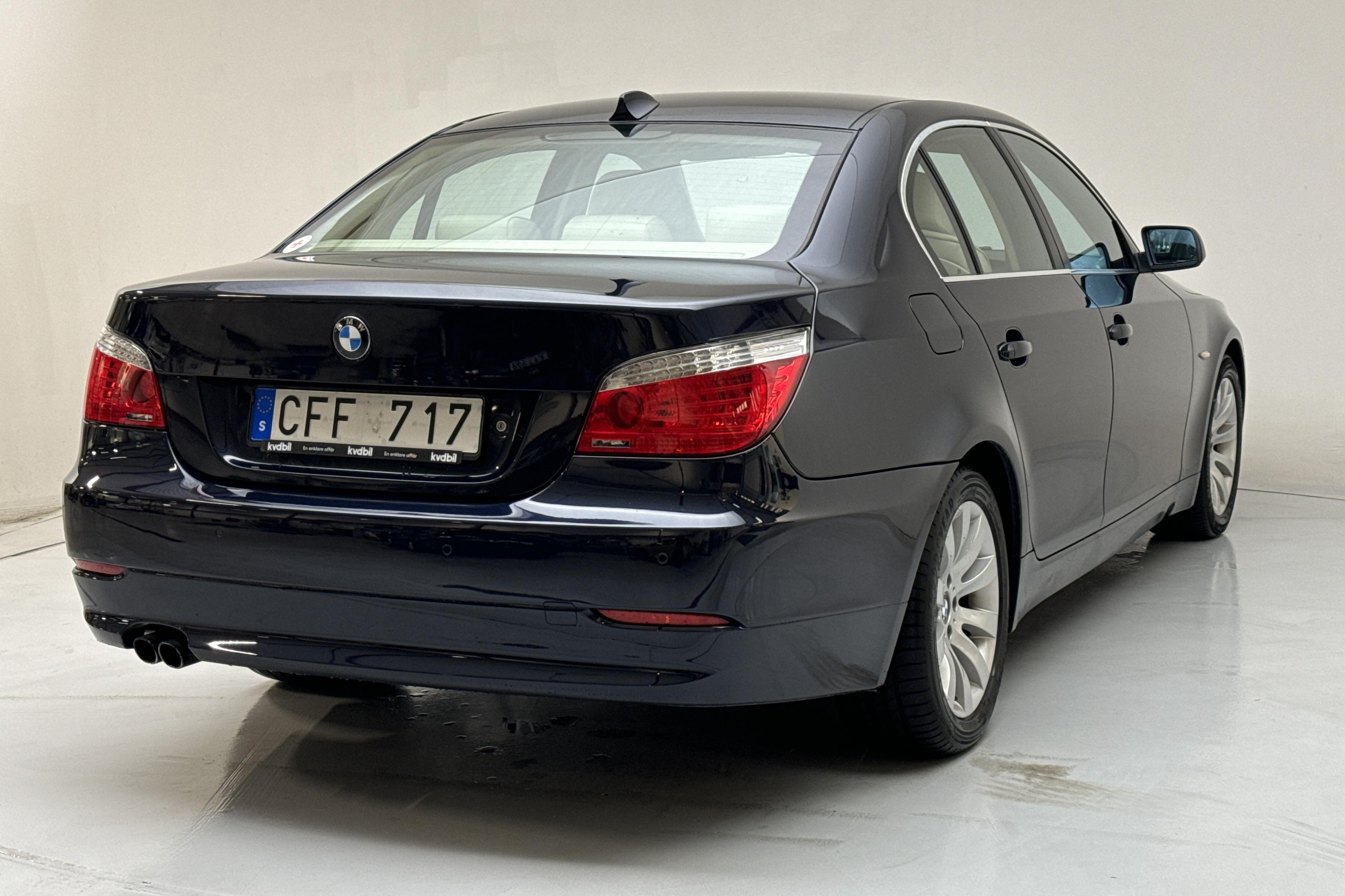 BMW 525i Sedan, E60 (218hk) - 203 590 km - Käsitsi - sinine - 2008