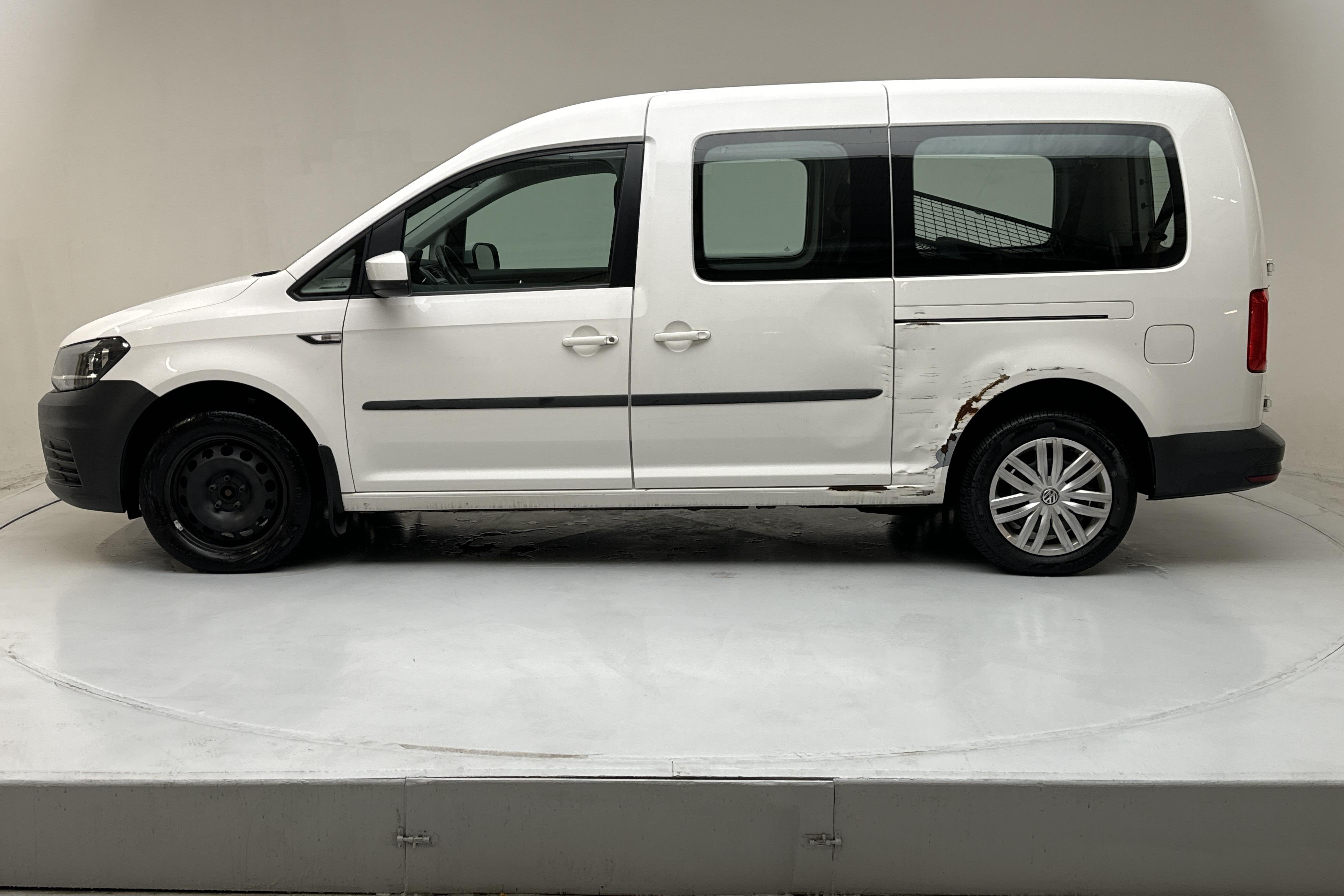 VW Caddy Life Maxi 1.4 TGI (110hk) - 132 560 km - Käsitsi - valge - 2016