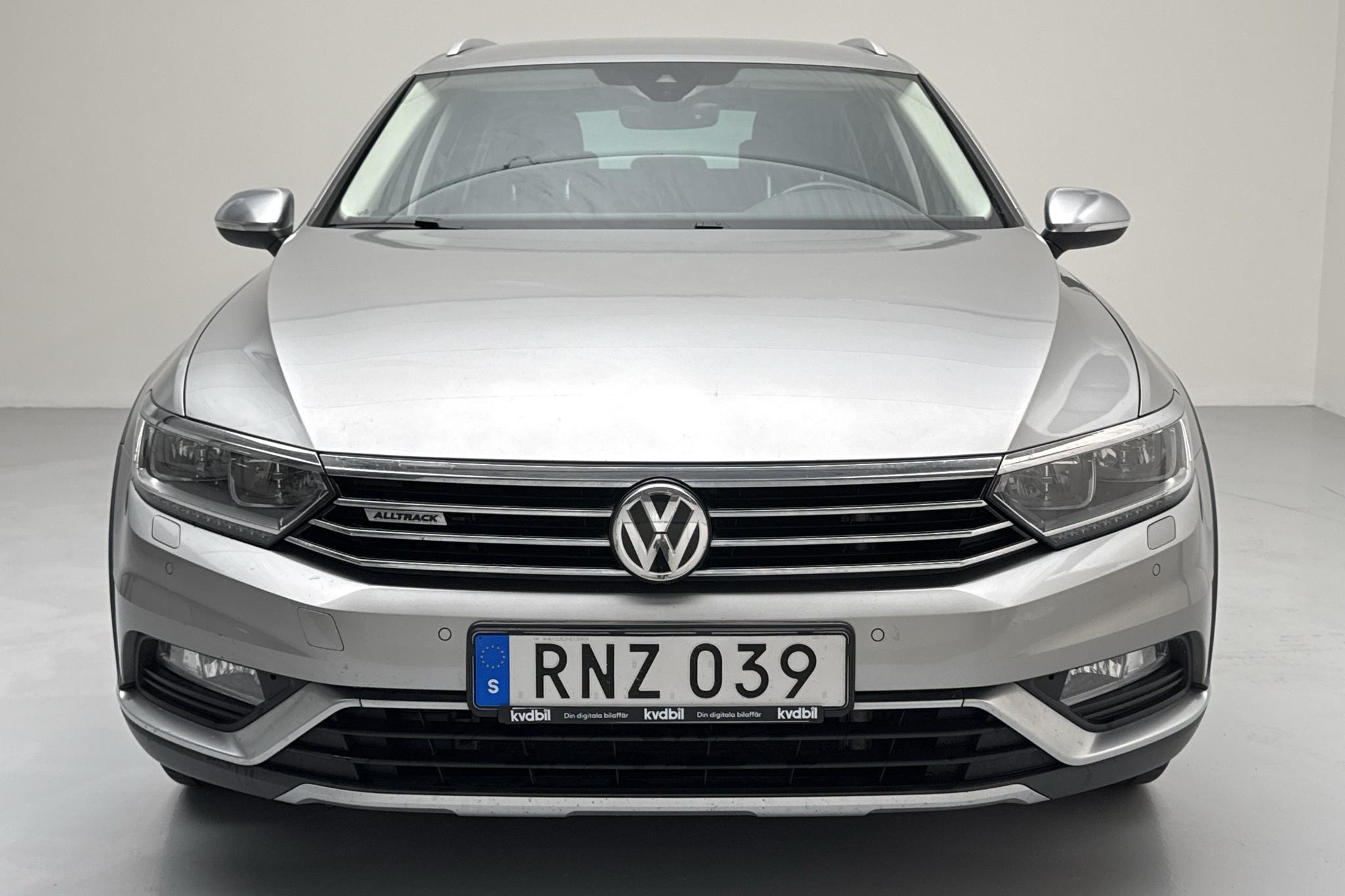 VW Passat Alltrack 2.0 TDI 4MOTION (190hk) - 205 490 km - Automaatne - hõbe - 2017