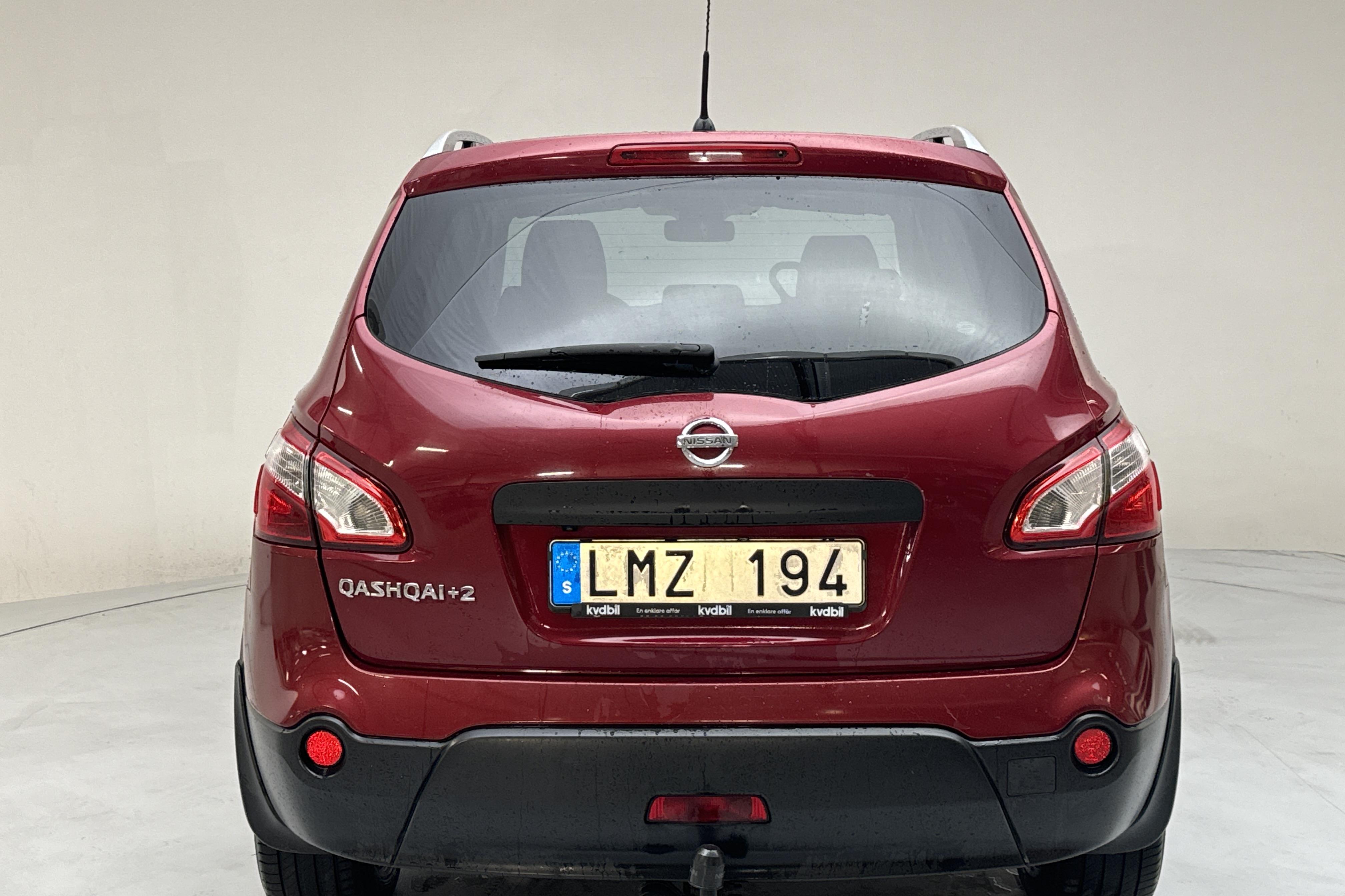 Nissan Qashqai+2 2.0 (140hk) - 193 620 km - Manualna - czerwony - 2010