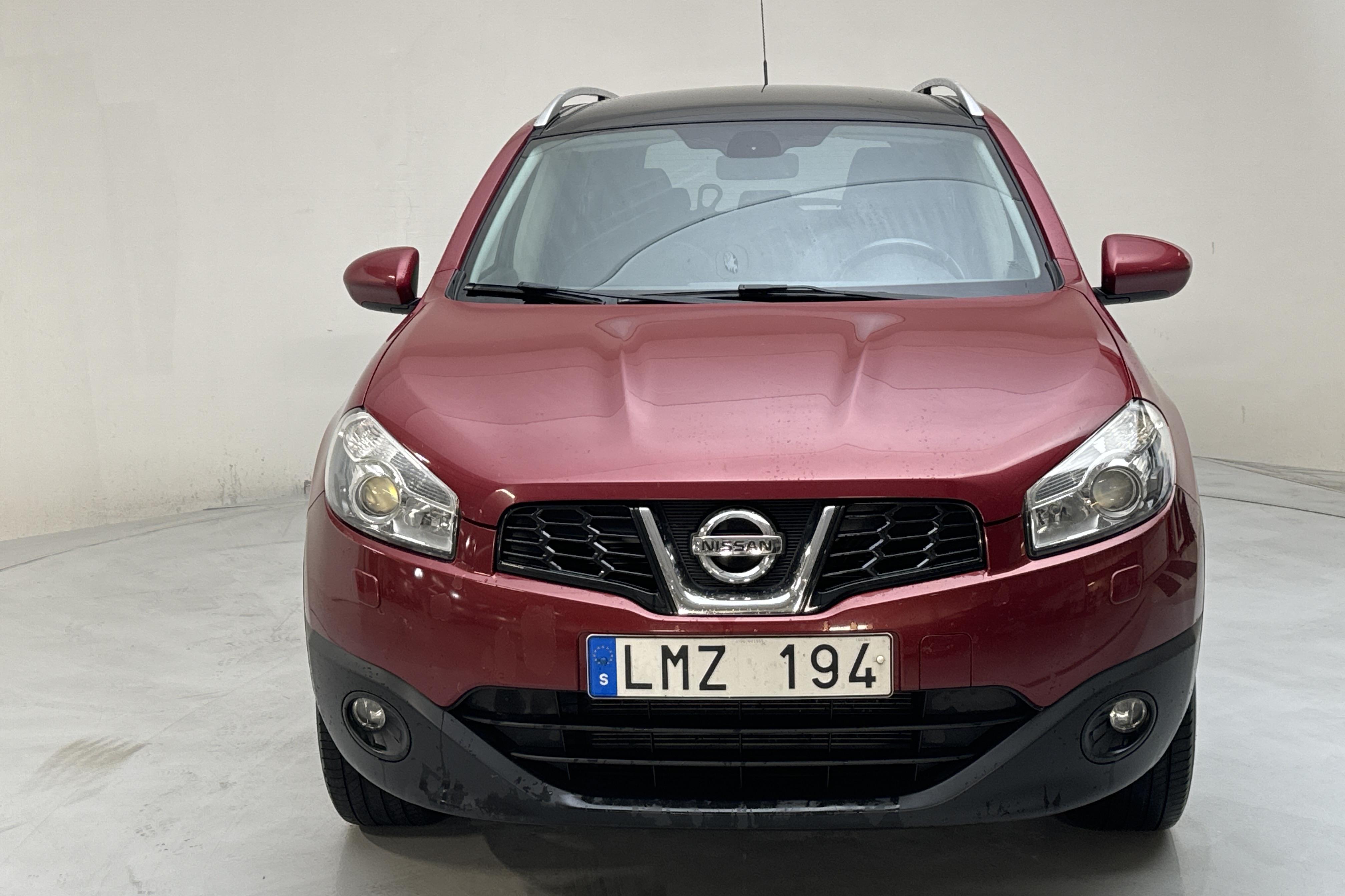 Nissan Qashqai+2 2.0 (140hk) - 193 620 km - Manualna - czerwony - 2010