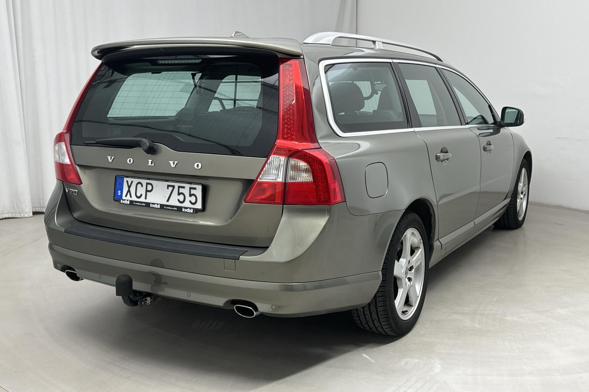 Volvo V70 II D5 AWD (205hk) - 177 580 km - Automaattinen - vihreä - 2011