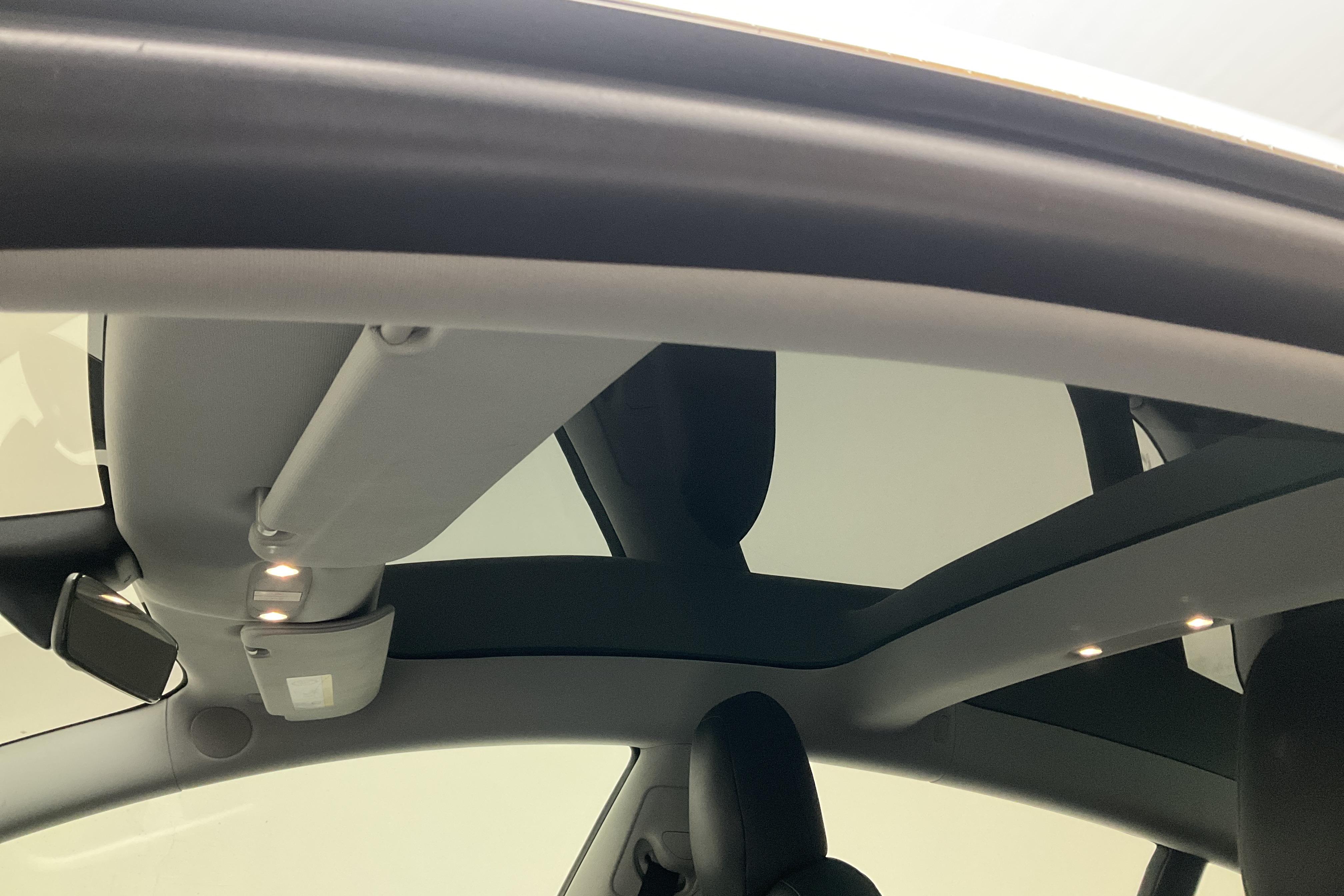 Tesla Model 3 Long Range Dual Motor AWD - 52 530 km - Automaatne - must - 2019