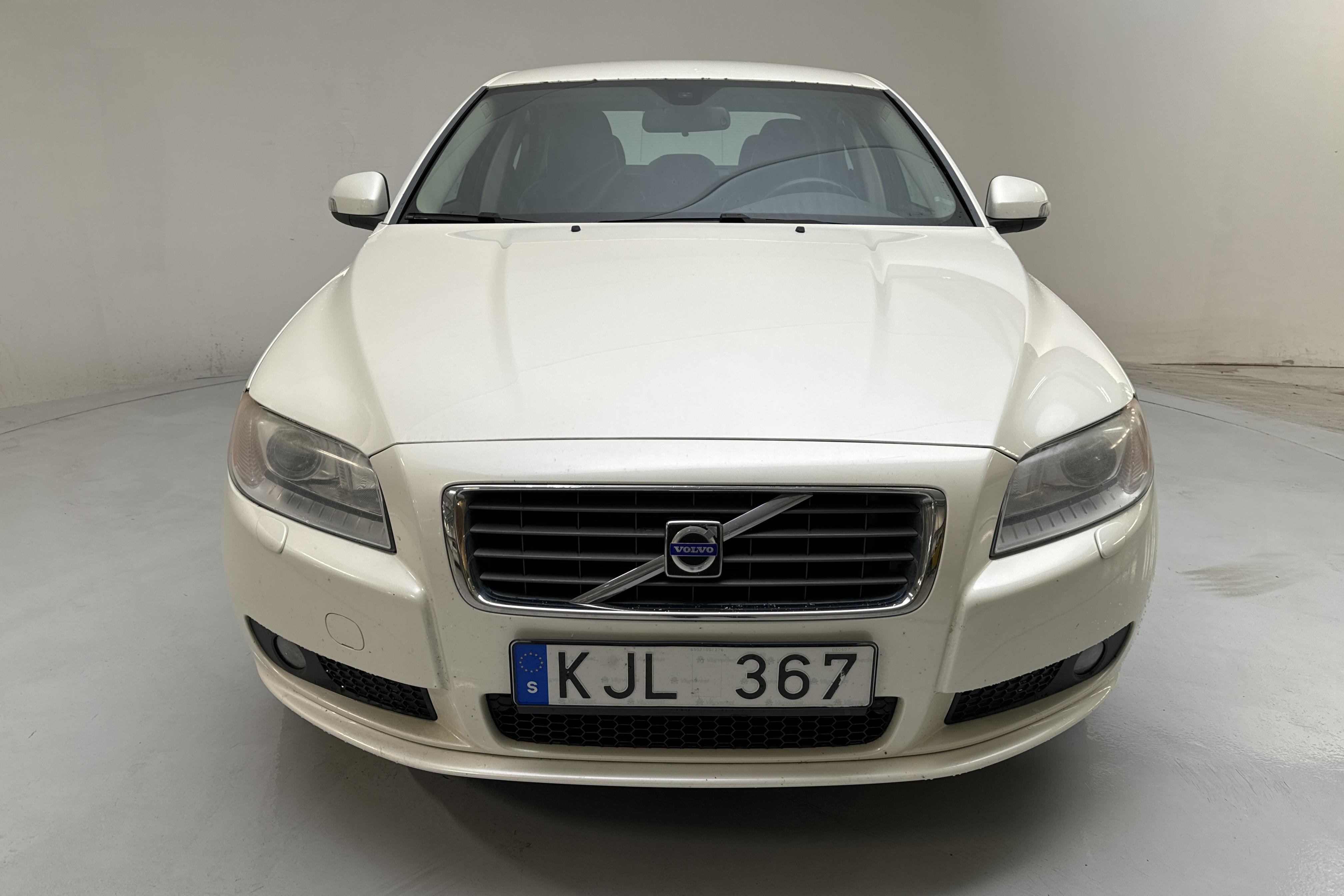 Volvo S80 2.5T (200hk) - 254 930 km - Automaattinen - valkoinen - 2007