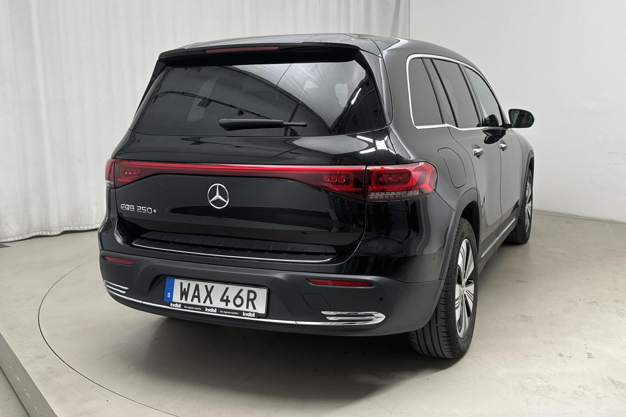 Mercedes EQB 250+ X243 (190hk) - 95 220 km - Automatyczna - czarny - 2024