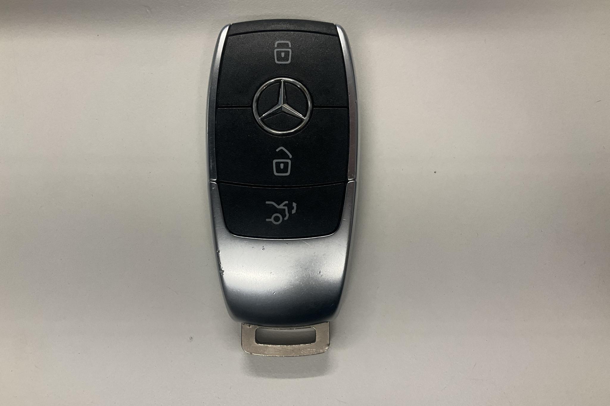 Mercedes EQB 250+ X243 (190hk) - 9 522 mil - Automat - svart - 2024