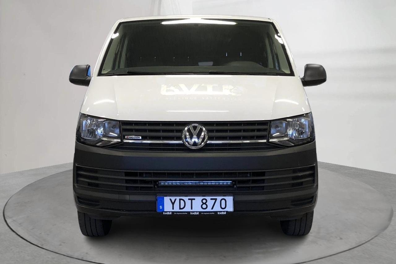 VW Transporter T6 2.0 TDI BMT Skåp 4MOTION (150hk) - 9 378 mil - Automat - vit - 2016