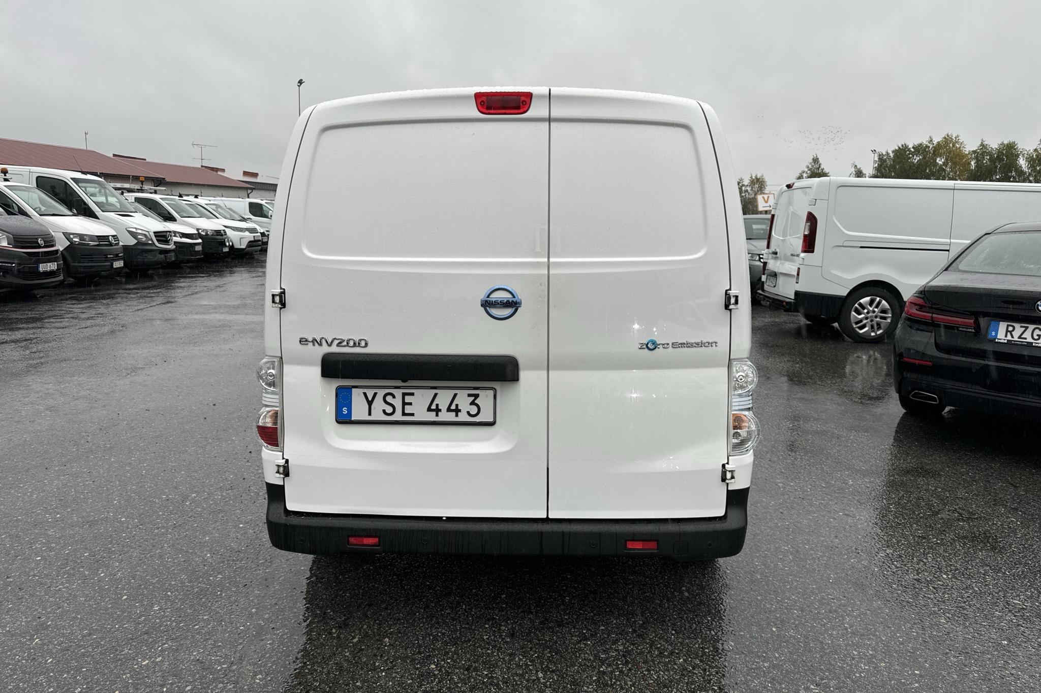 Nissan e-NV200 40,0 kWh (109hk) - 10 642 mil - Automat - vit - 2018