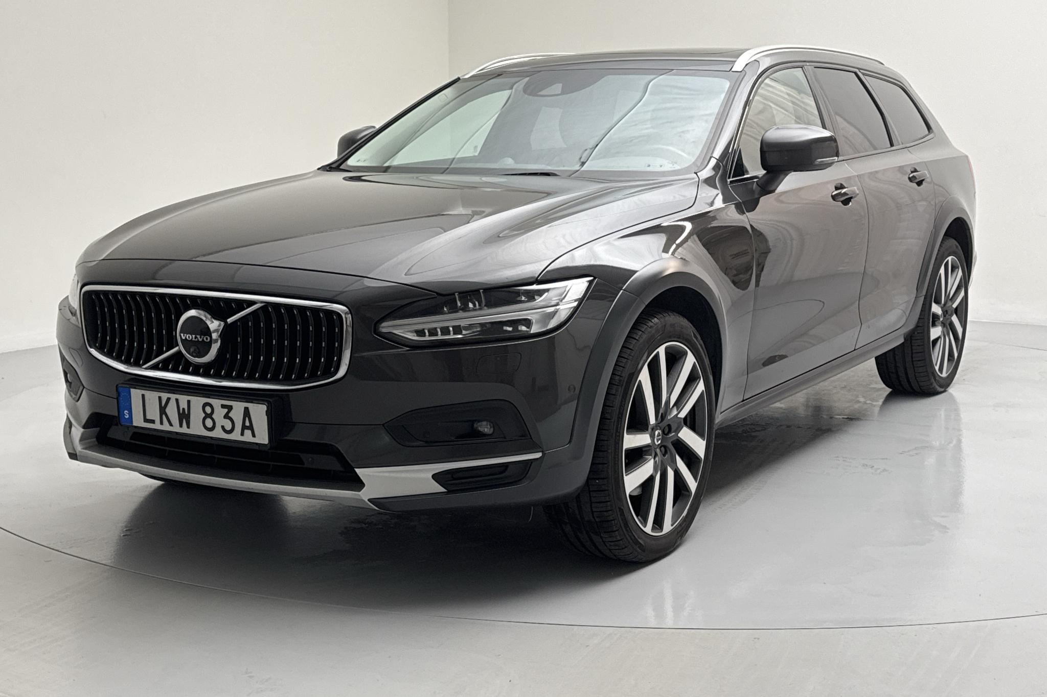 Volvo V90 B4 Cross Country AWD Mildhybrid, Diesel (197hk) - 16 376 mil - Automat - grå - 2021