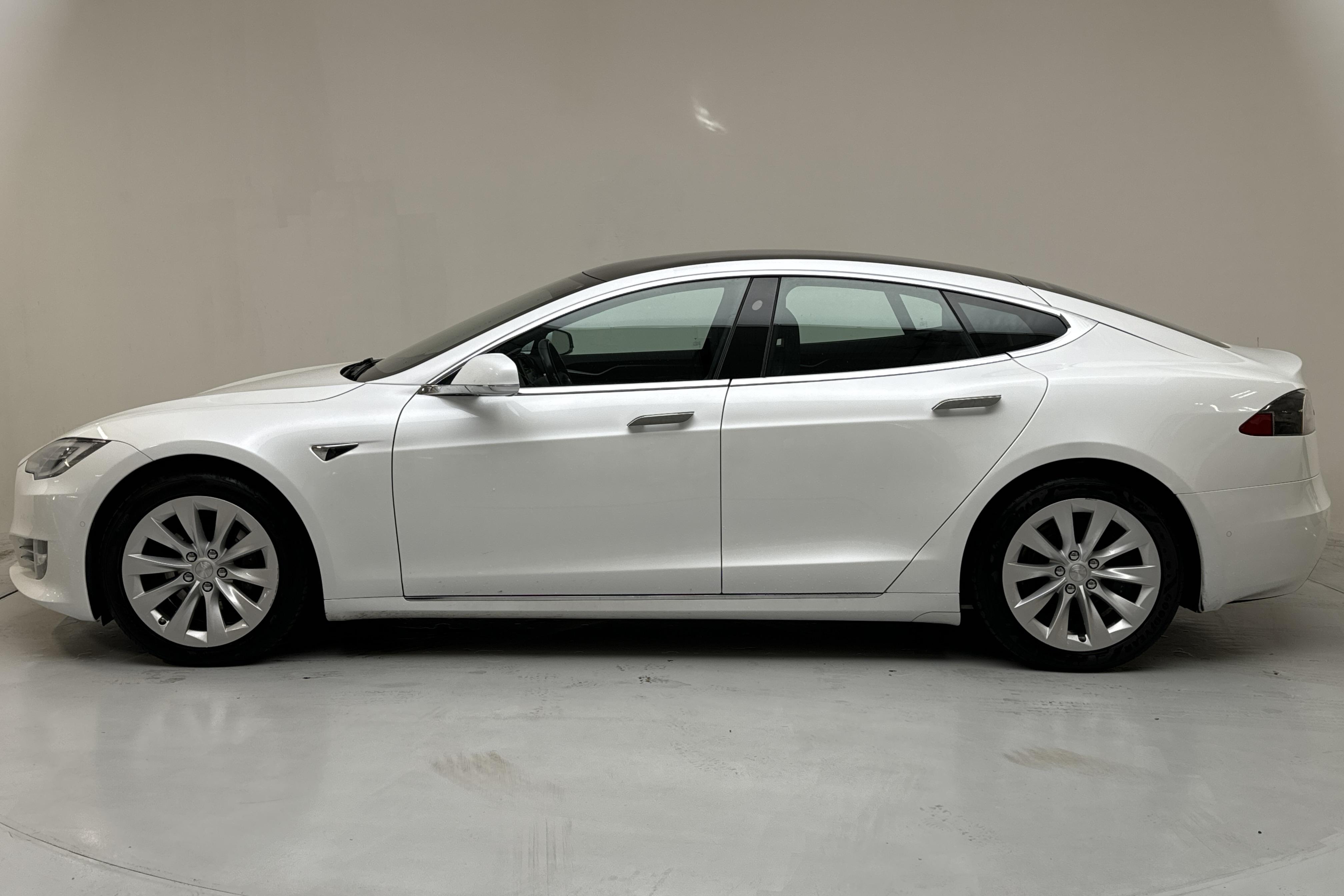 Tesla Model S Dual Motor Long Range AWD - 194 310 km - Automaattinen - valkoinen - 2020