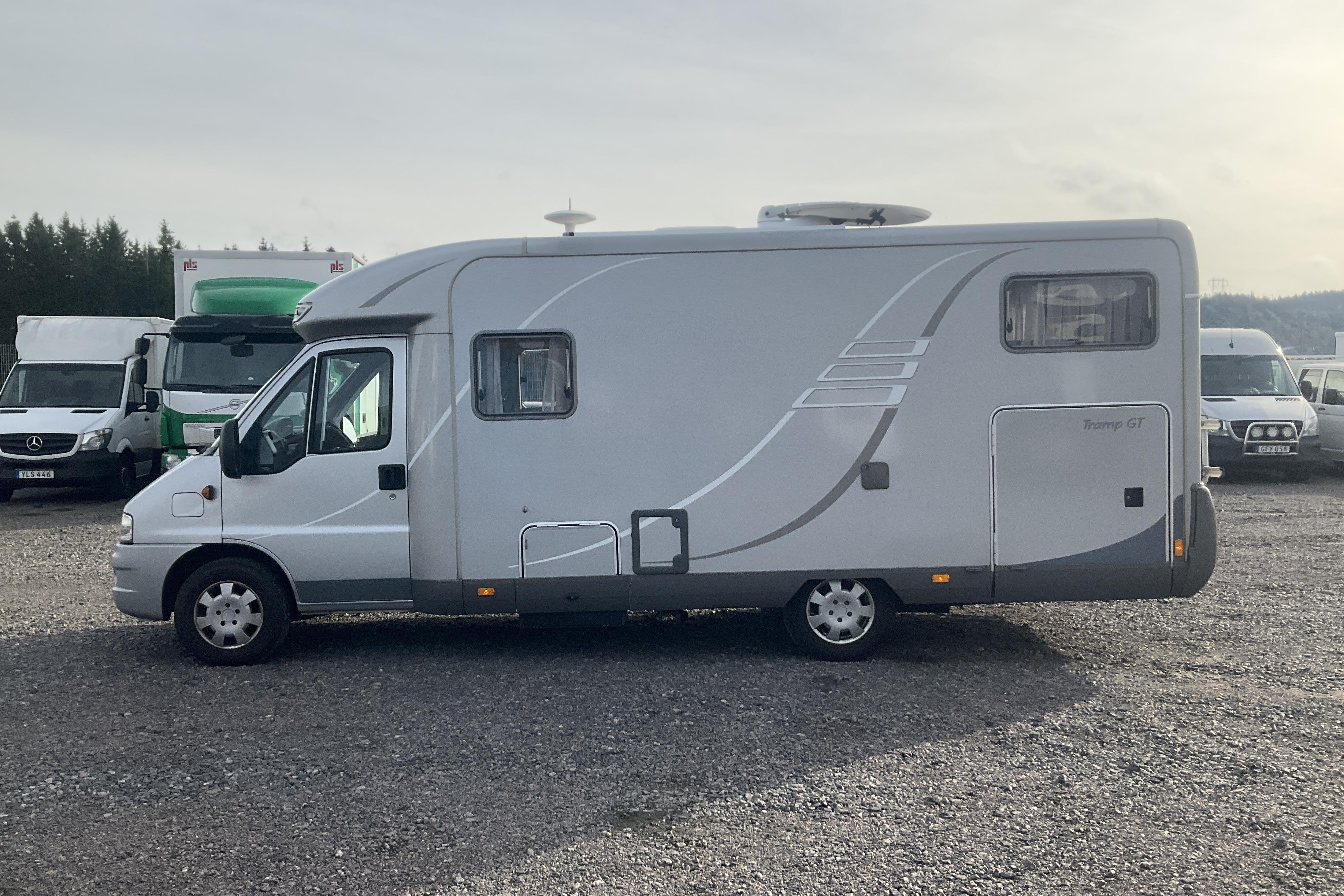 FIAT HYMER Tramp 674 GT Husbil - 90 120 km - Manualna - 2006