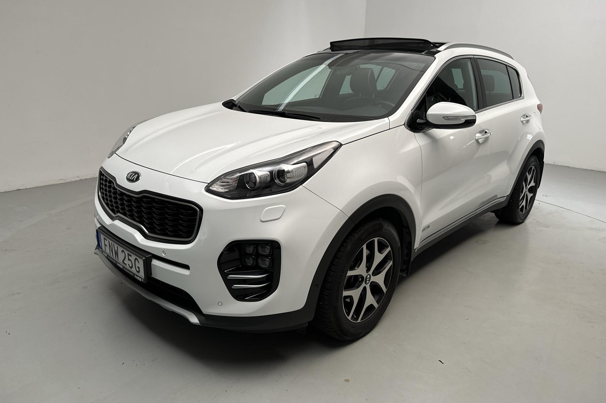 KIA Sportage 2.0 CRDi AWD (184hk) - 55 680 km - Automatyczna - biały - 2017