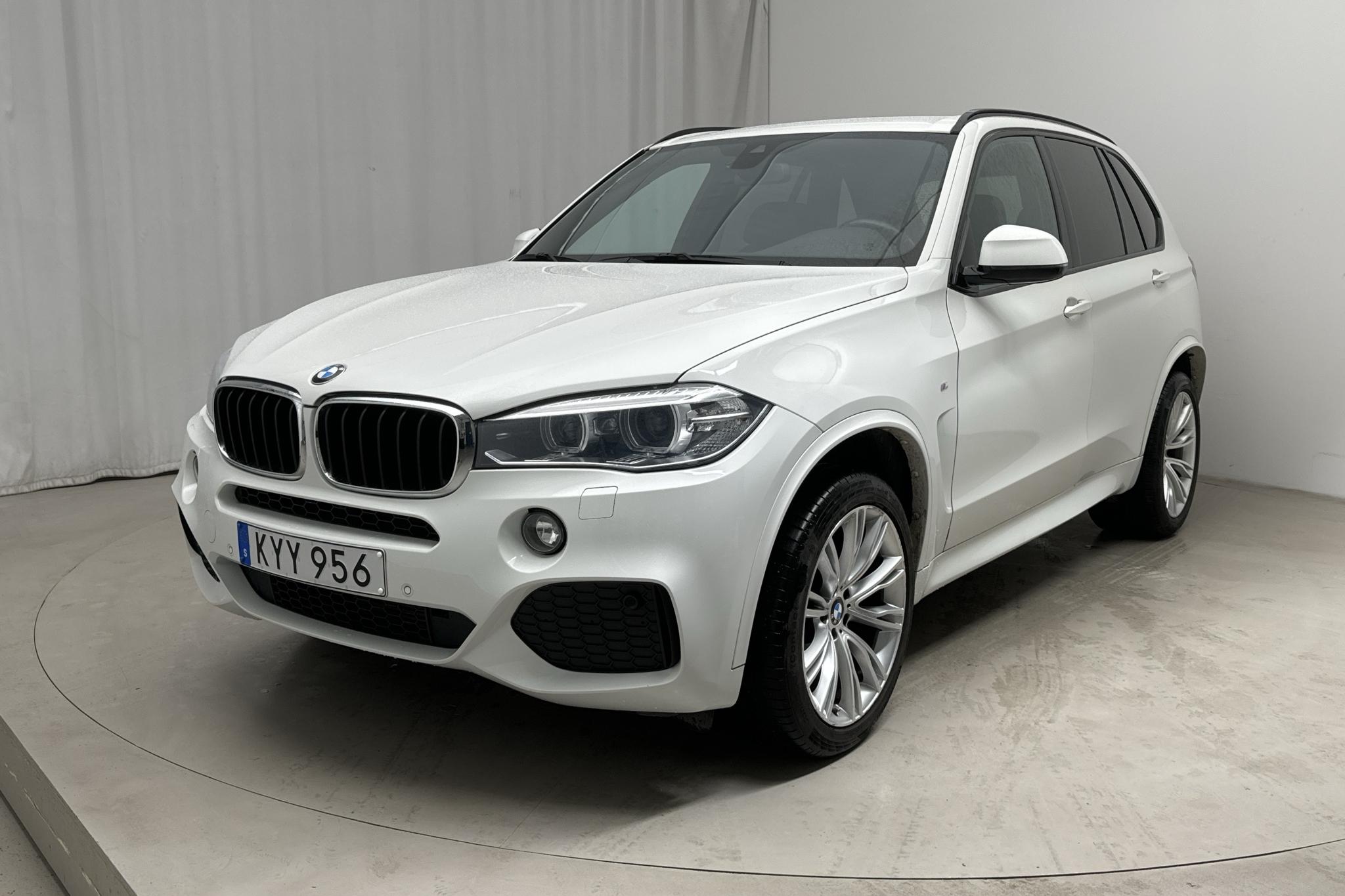 BMW X5 xDrive30d, F15 (258hk) - 72 260 km - Automaattinen - valkoinen - 2015