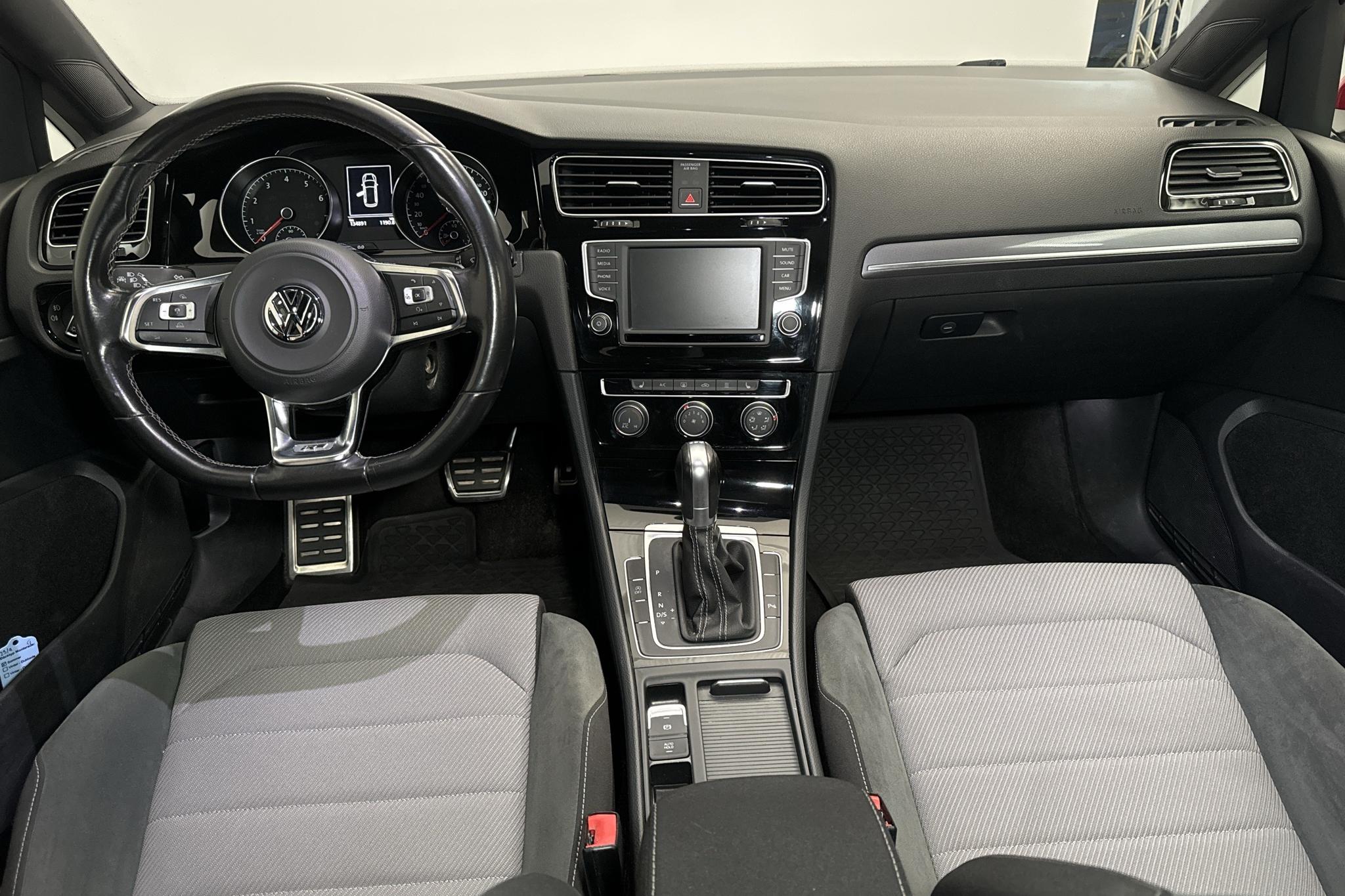 VW Golf VII 1.4 TSI Sportscombi (150hk) - 134 890 km - Automatyczna - czerwony - 2016