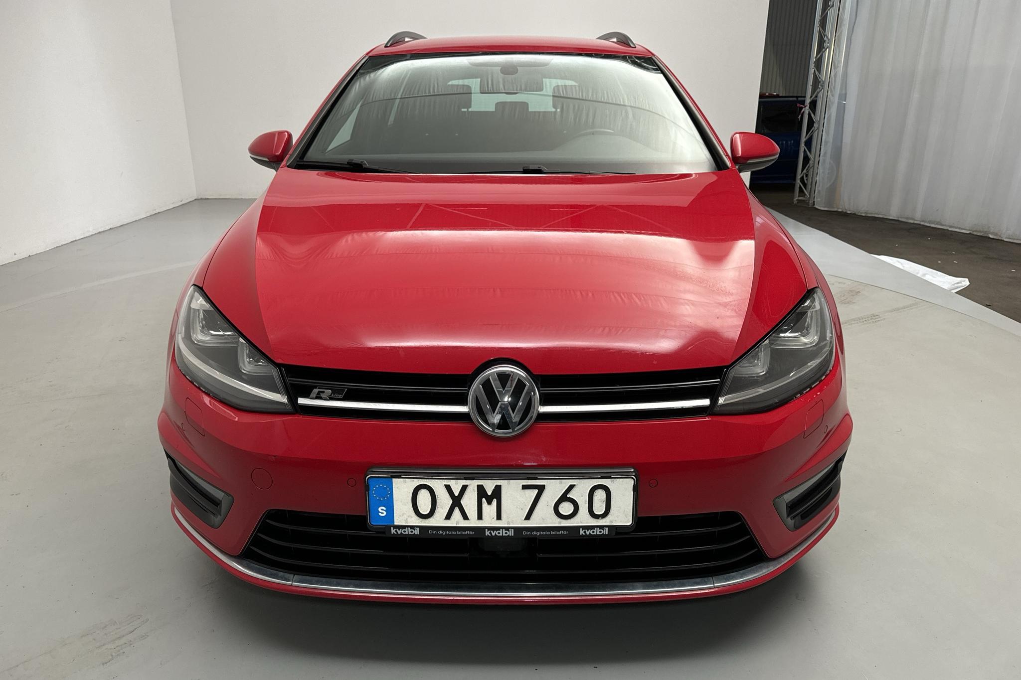 VW Golf VII 1.4 TSI Sportscombi (150hk) - 134 890 km - Automatyczna - czerwony - 2016