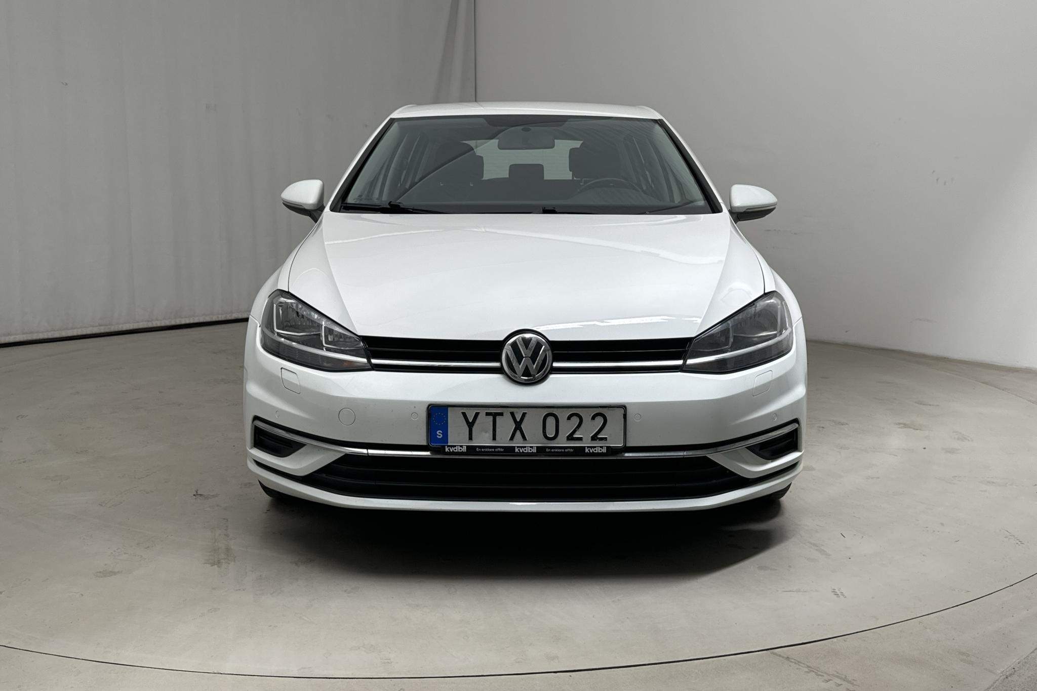 VW Golf VII 1.0 TSI 5dr (110hk) - 192 440 km - Manualna - biały - 2018