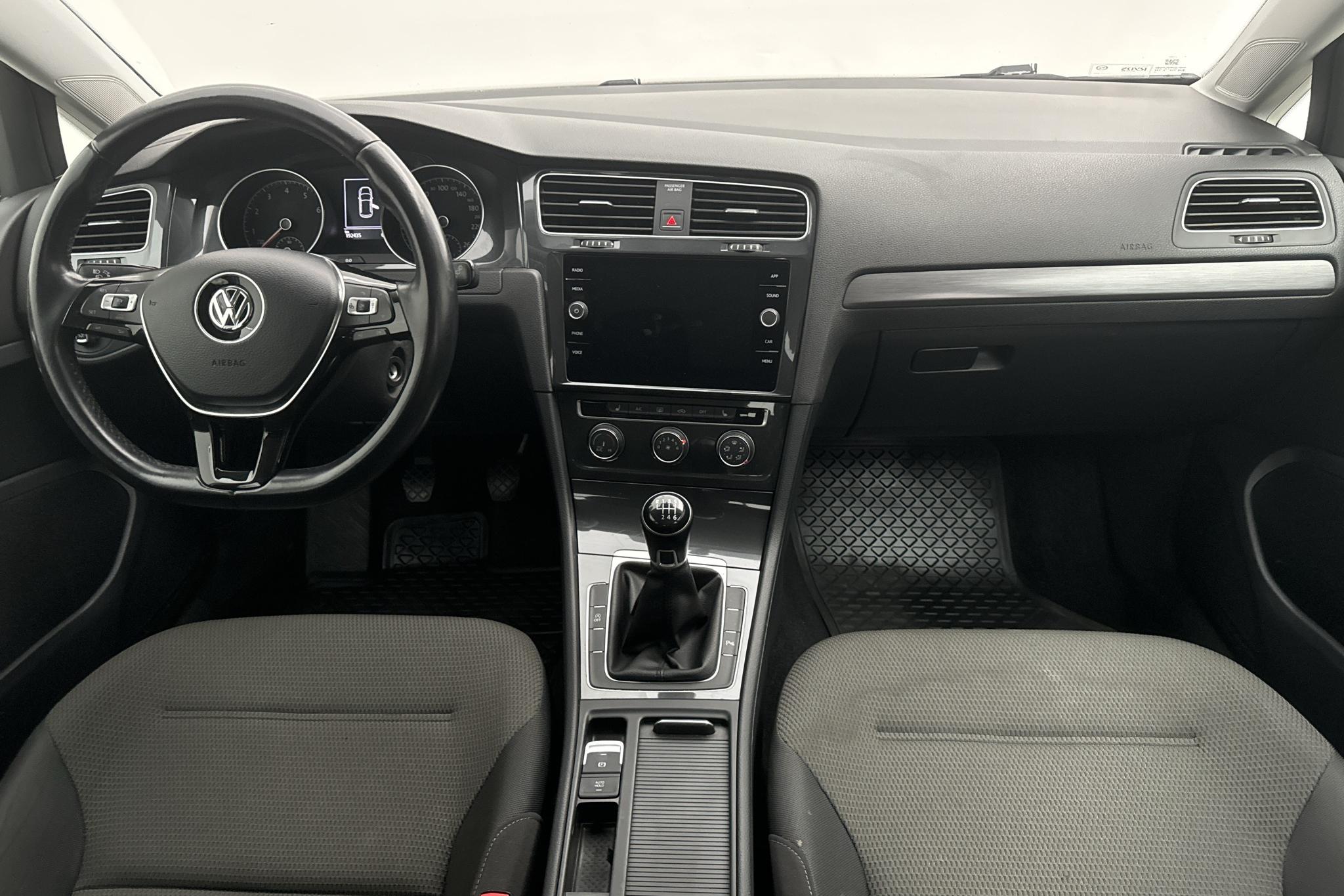 VW Golf VII 1.0 TSI 5dr (110hk) - 192 440 km - Manualna - biały - 2018