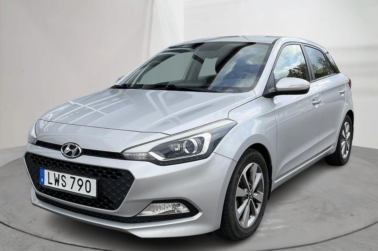 Hyundai i20 1.4 (100hk) - 109 870 km - Käsitsi - hõbe - 2016