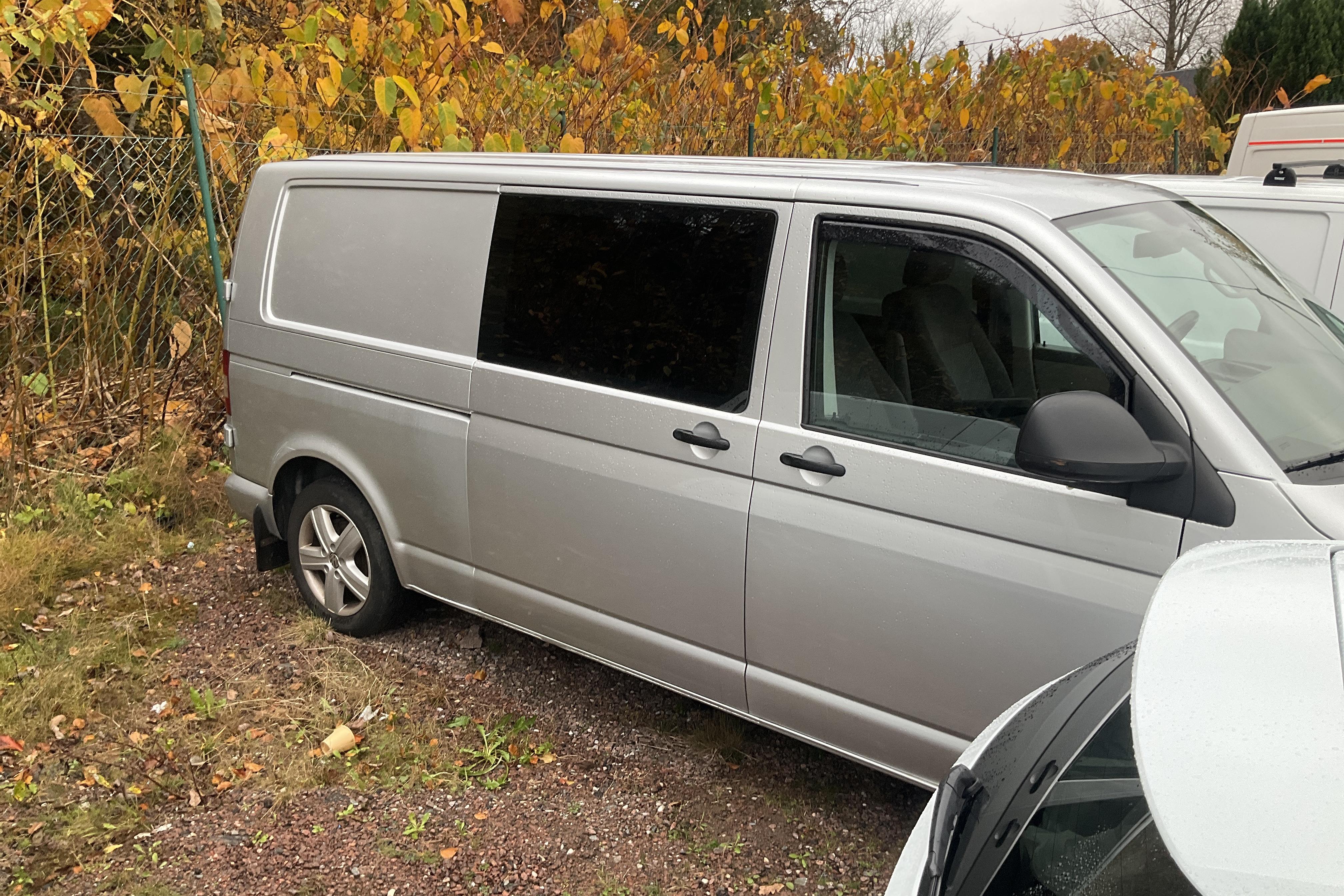 VW Transporter T5 2.0 TDI 4MOTION (180hk) - 225 790 km - Automatyczna - srebro - 2012