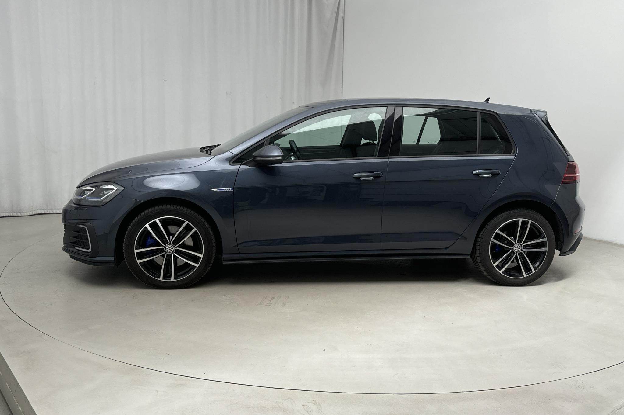 VW Golf VII GTE 5dr (204hk) - 74 440 km - Automaatne - Dark Grey - 2020